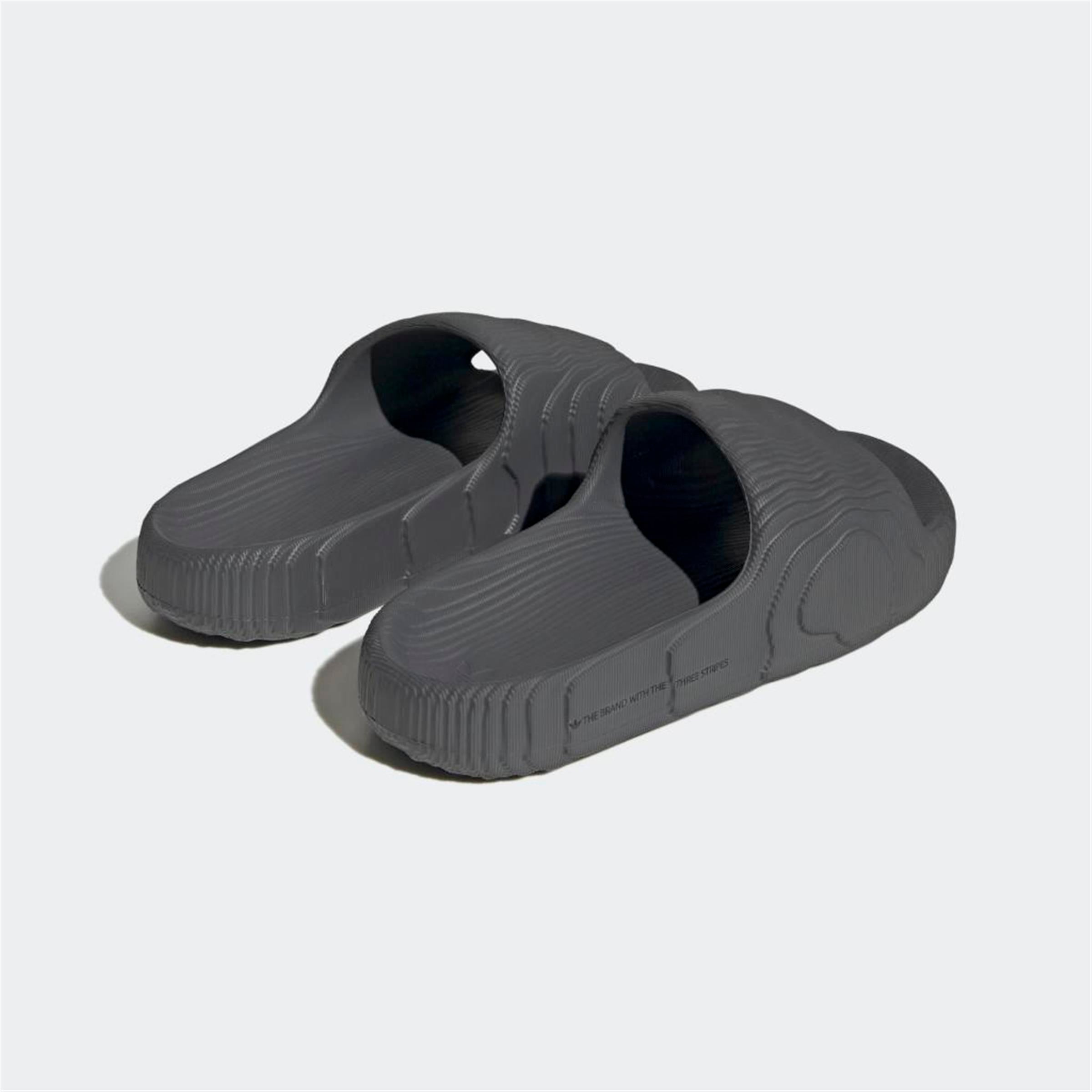 ADILETTE 22