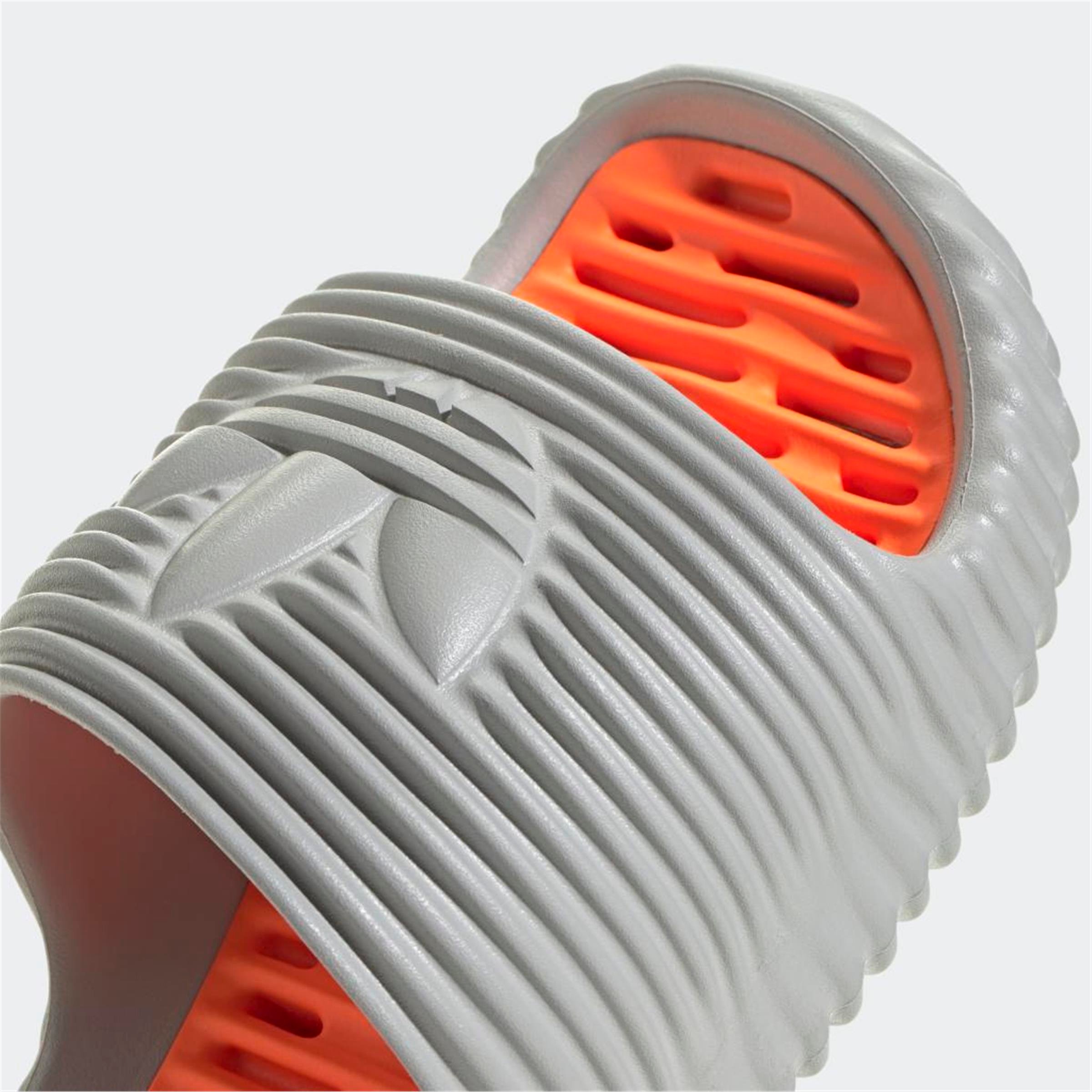 ADILETTE 25