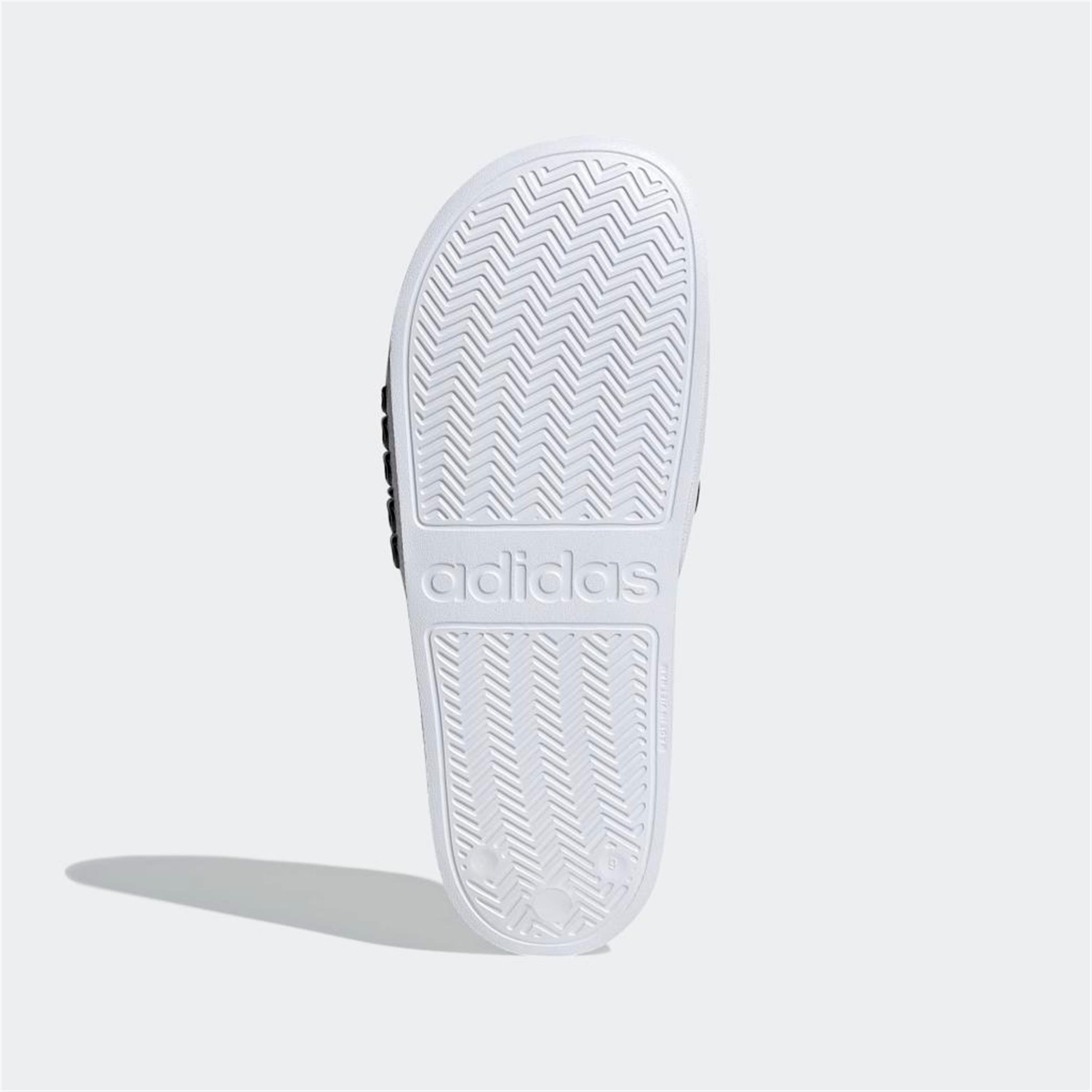 ADILETTE SHOWER