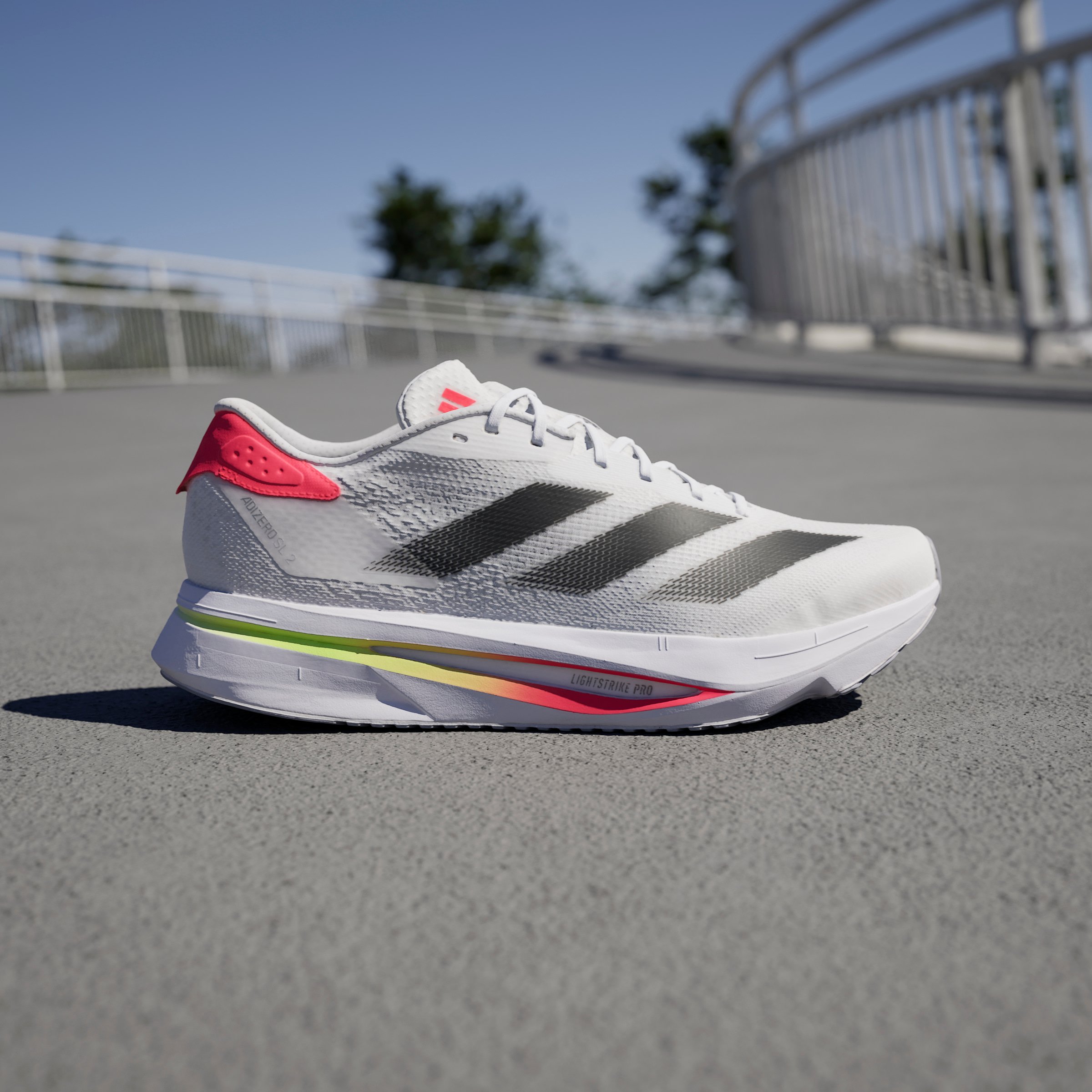 ADIZERO SL2 M