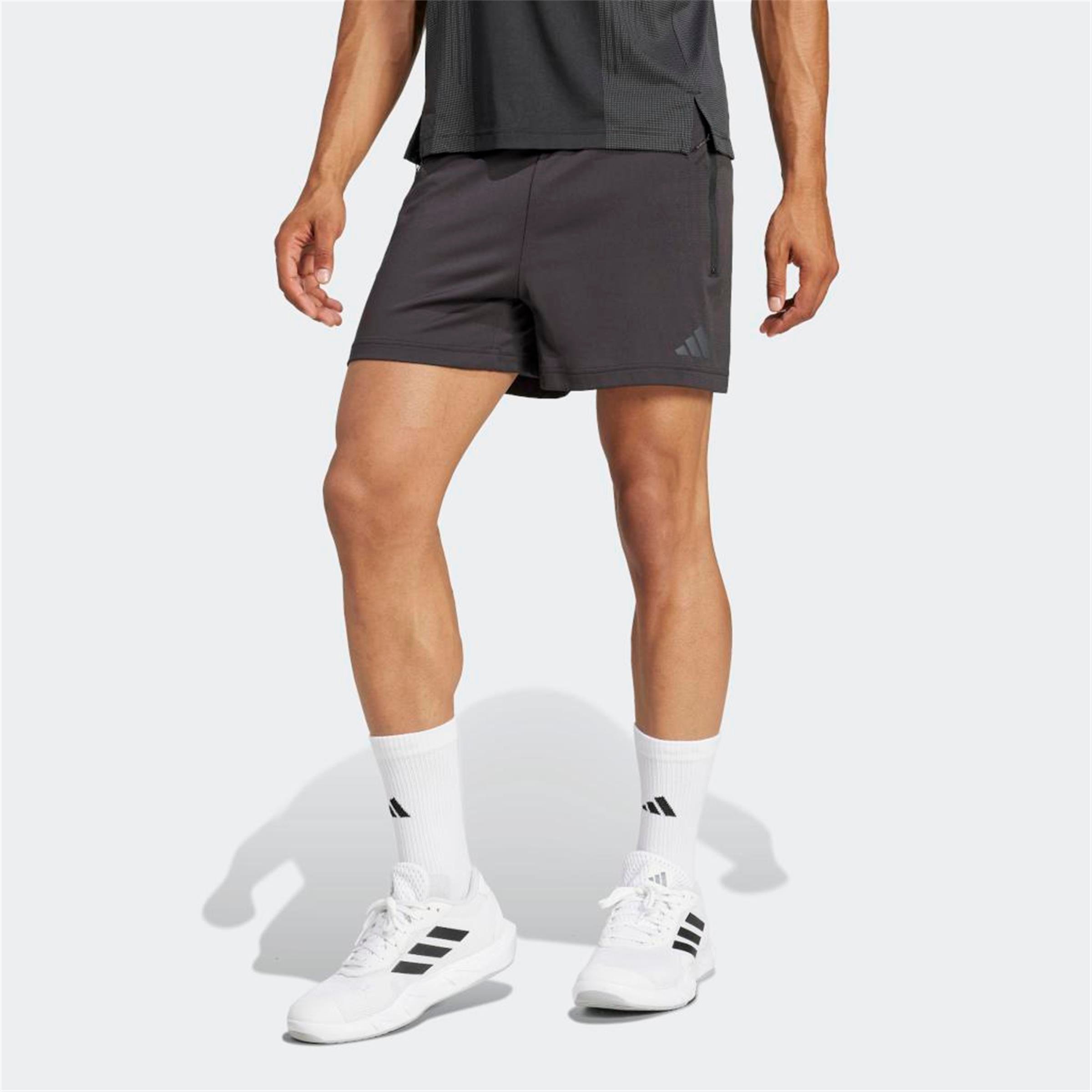 AIRCHILL SHORTS
