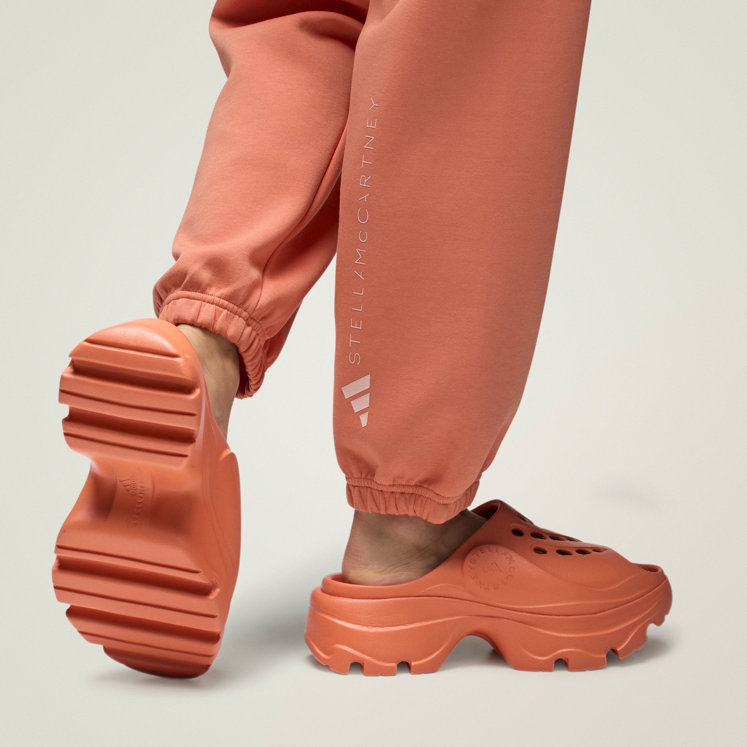 aSMC Clog