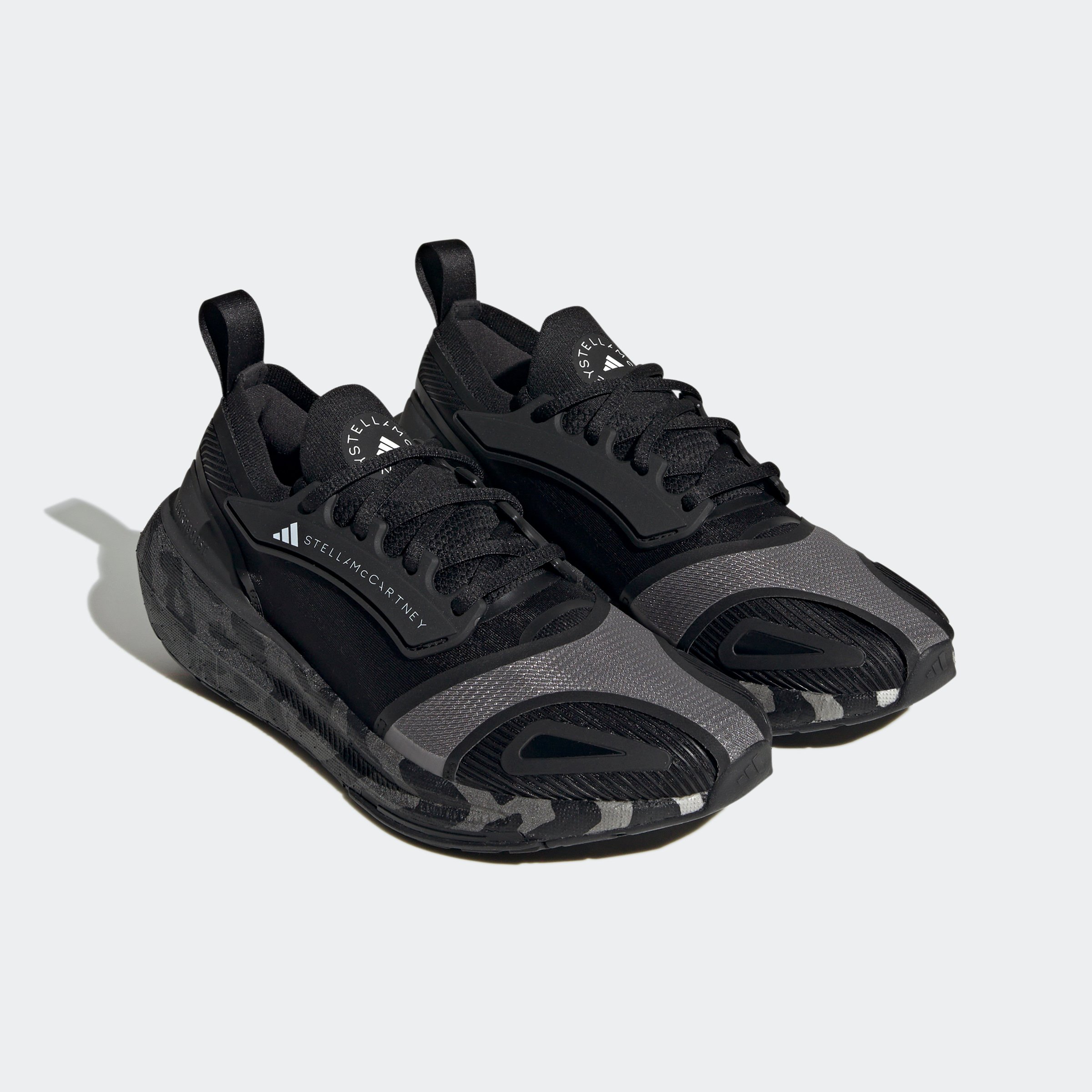 aSMC ULTRABOOST 23