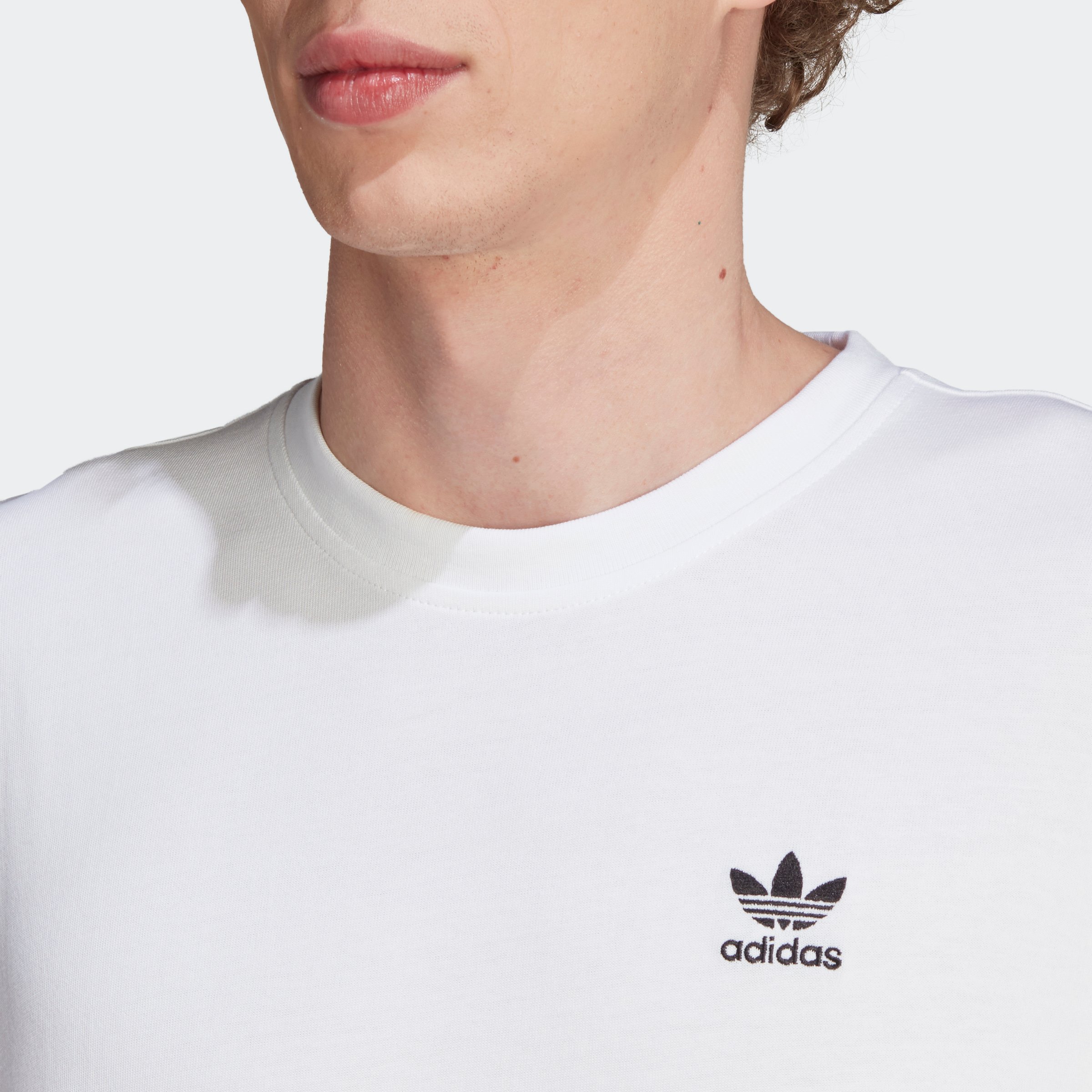 B+F TREFOIL TEE