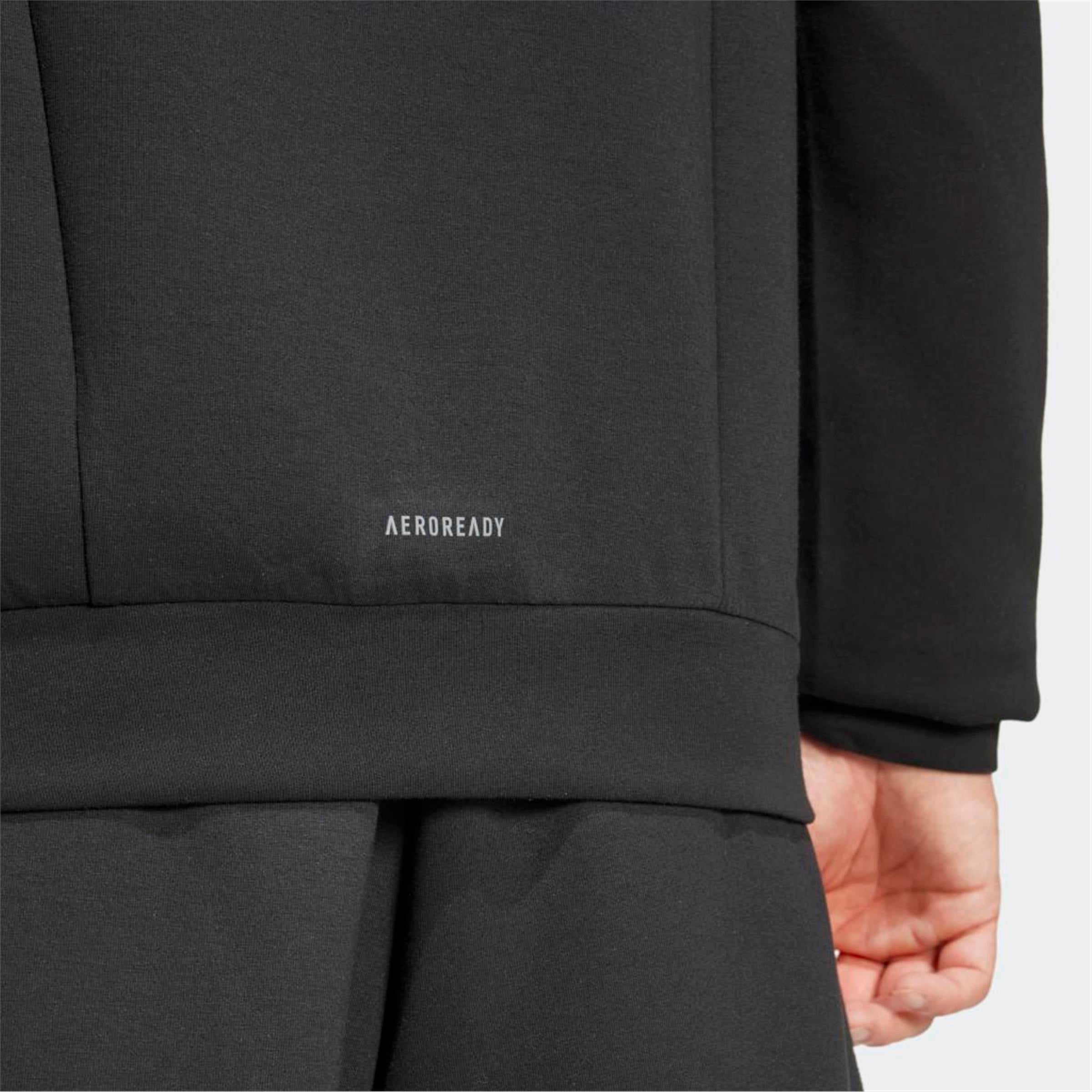D4T CREW SWEATS