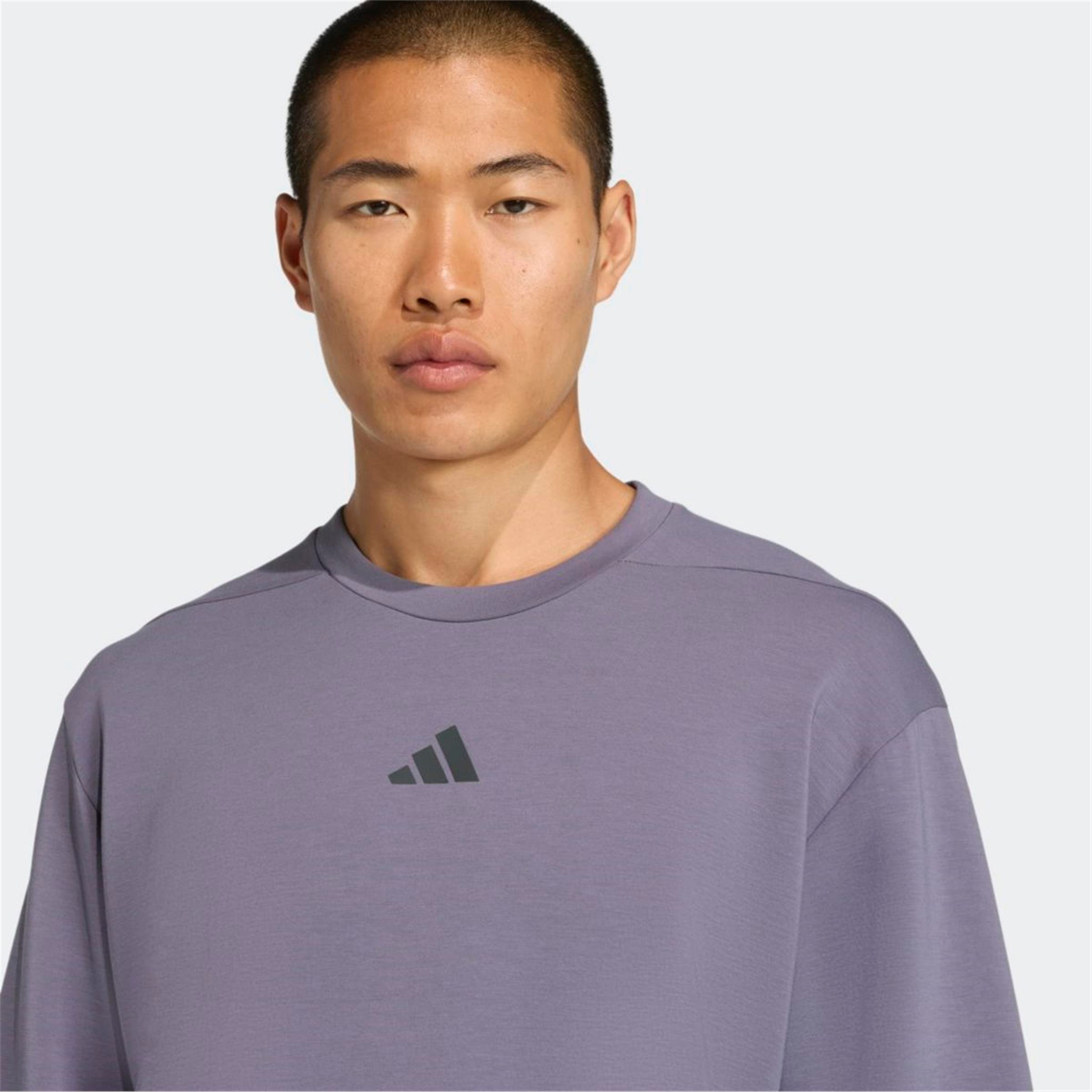 D4T CREW SWEATS