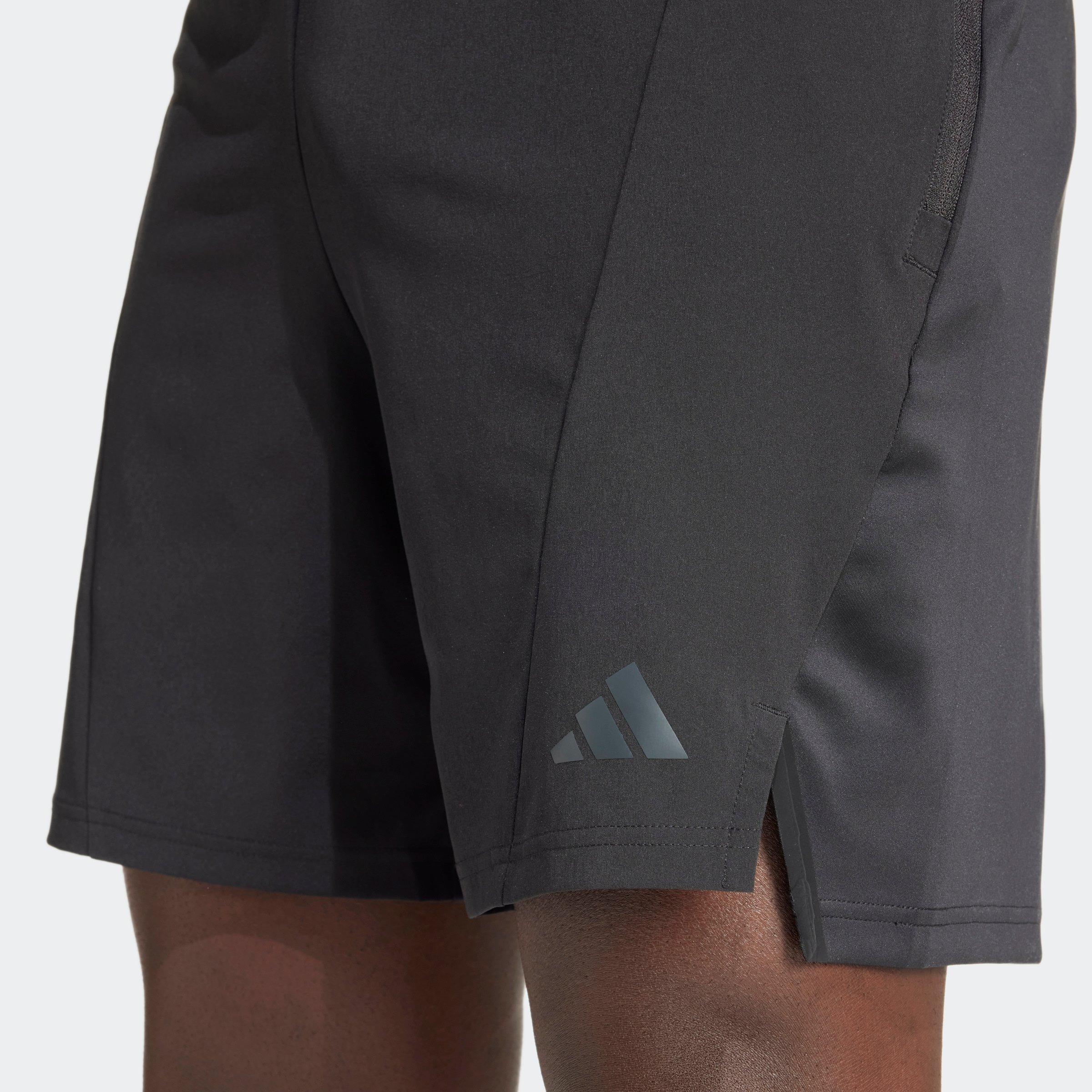 D4T HYBRID SHOR