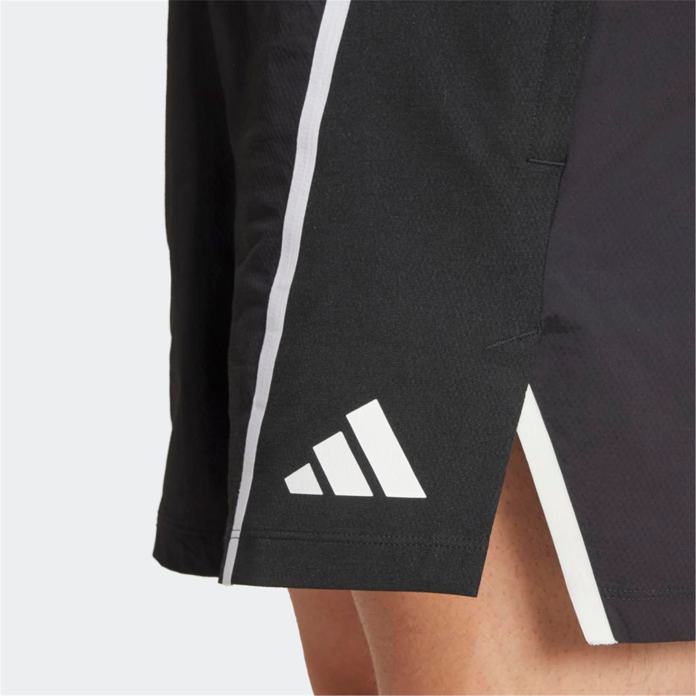 D4T PS SHORTS