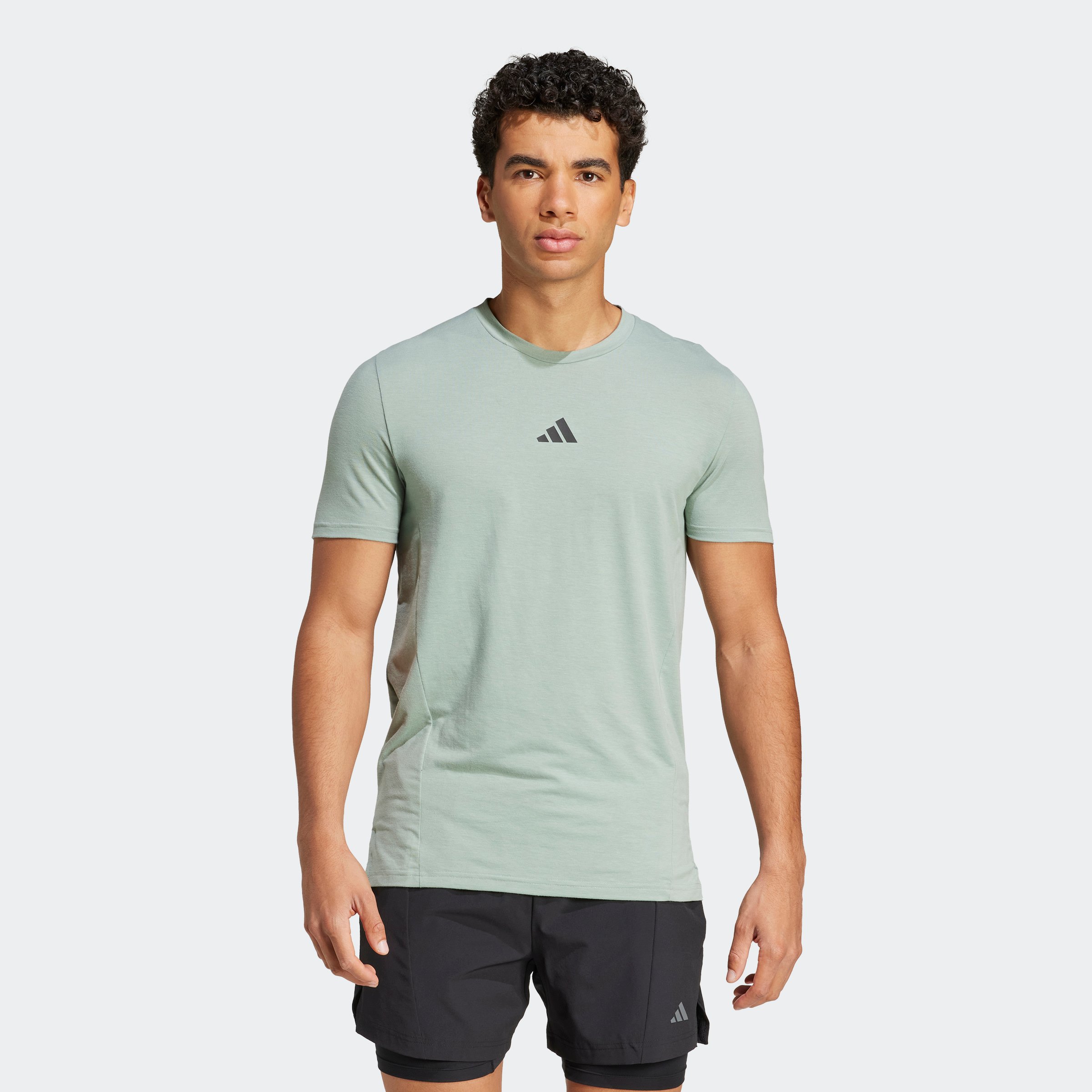 D4T TEE