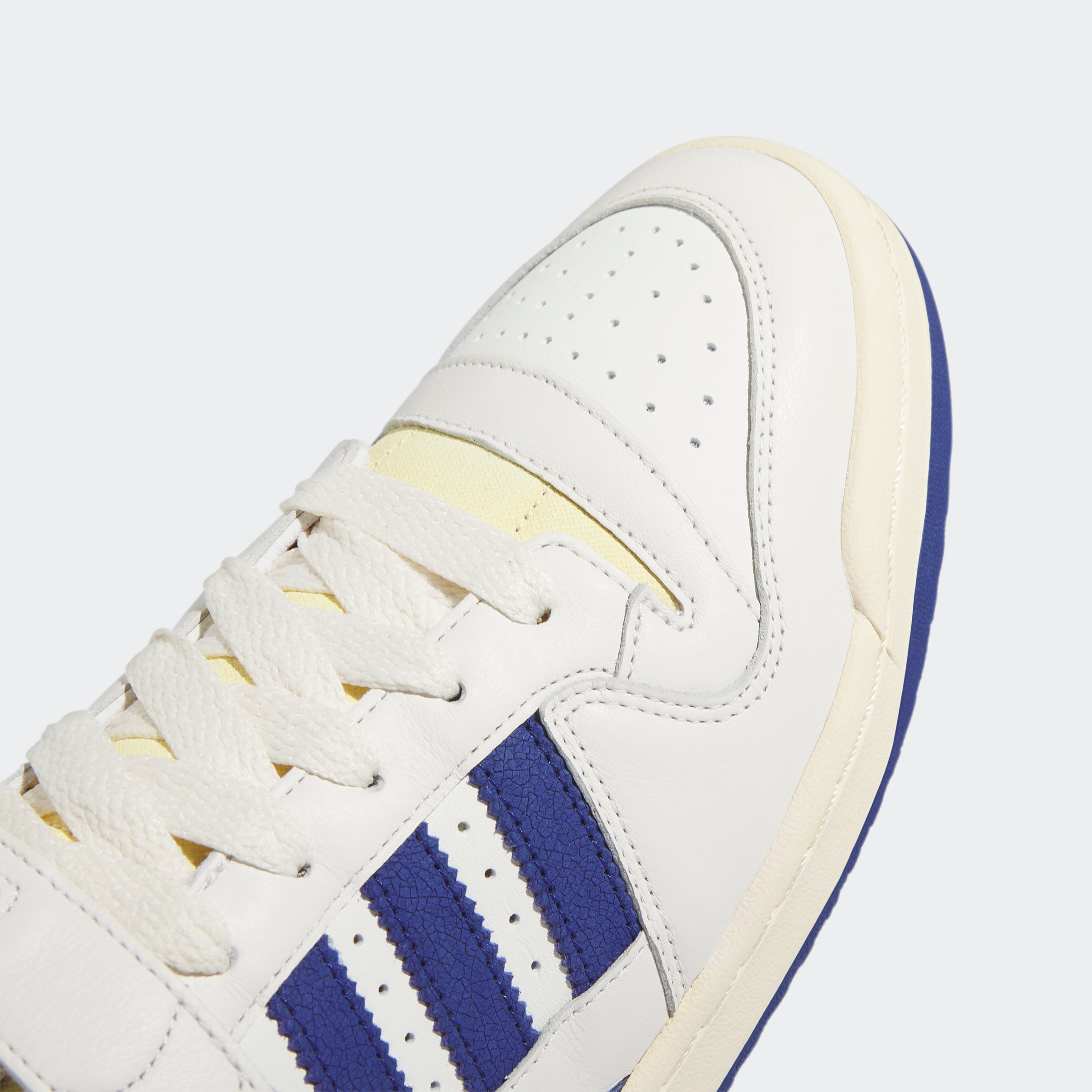 FORUM 84 LOW