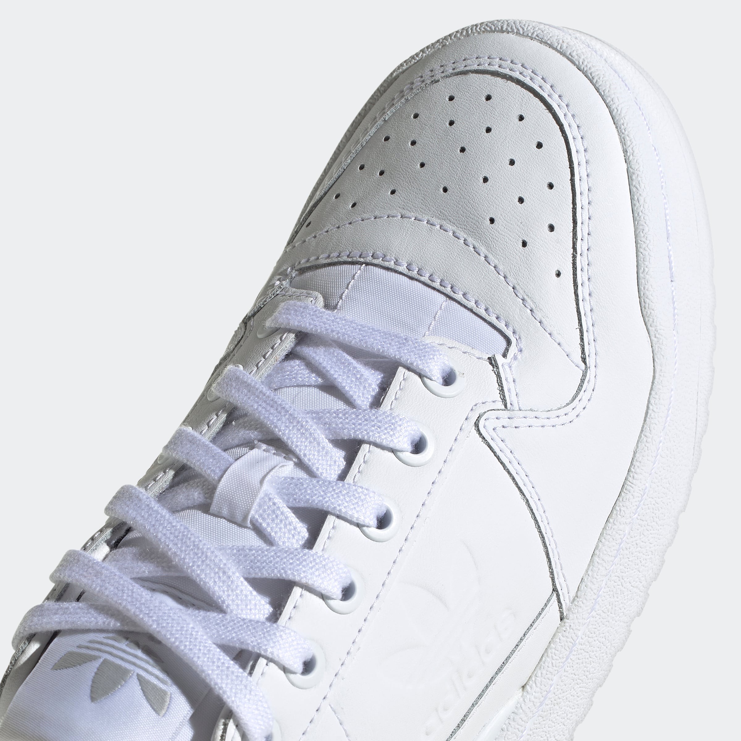 FORUM BOLD W
