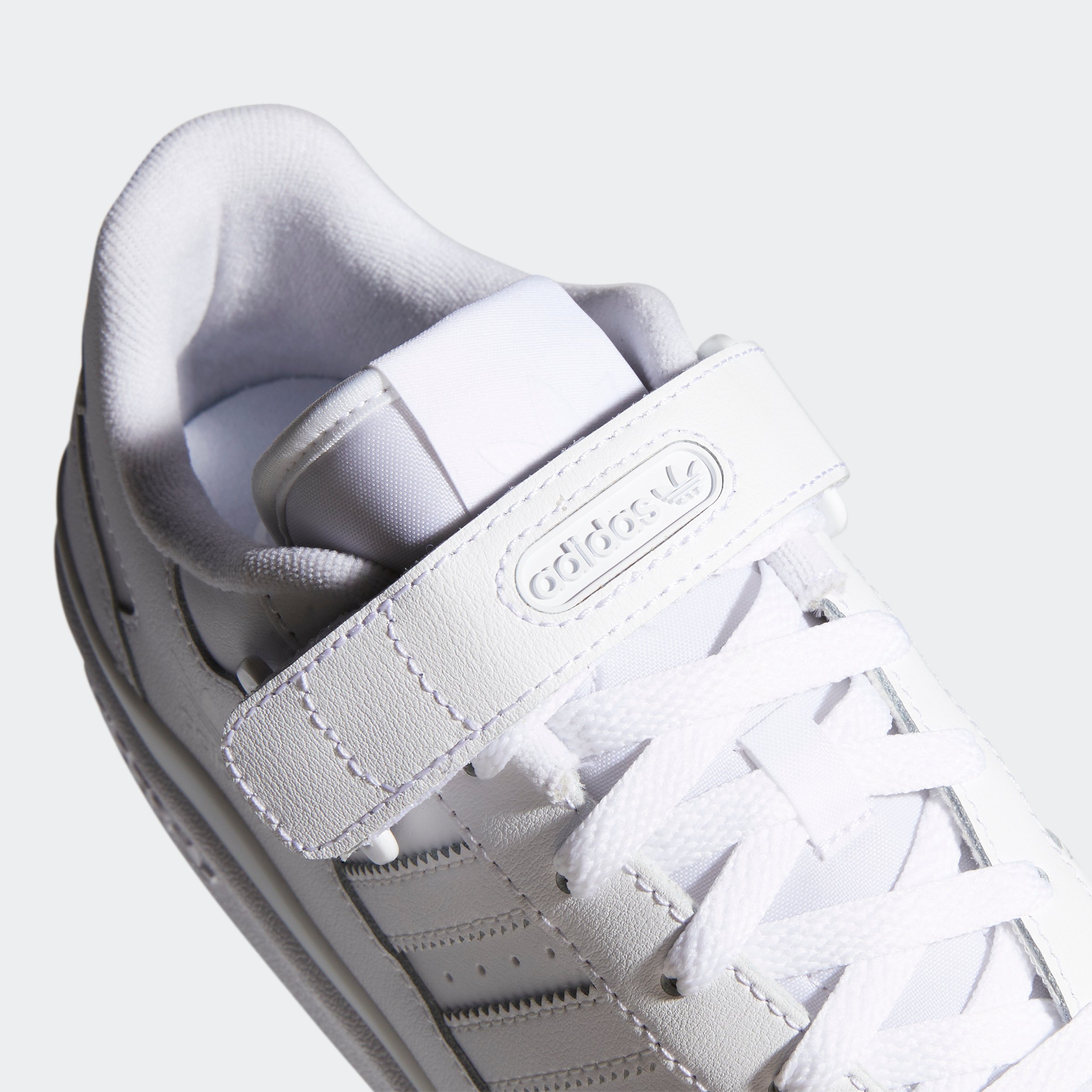 FORUM LOW