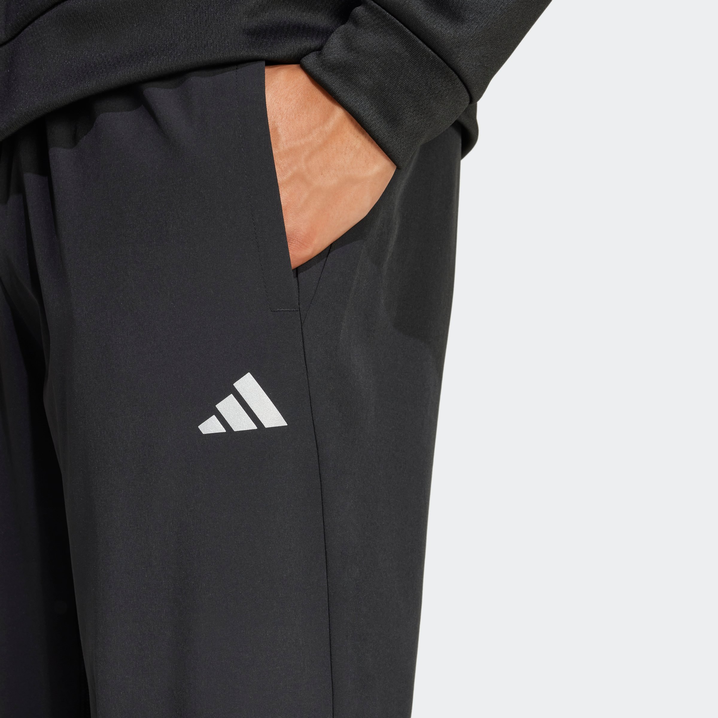 GYM+ WOVEN PT