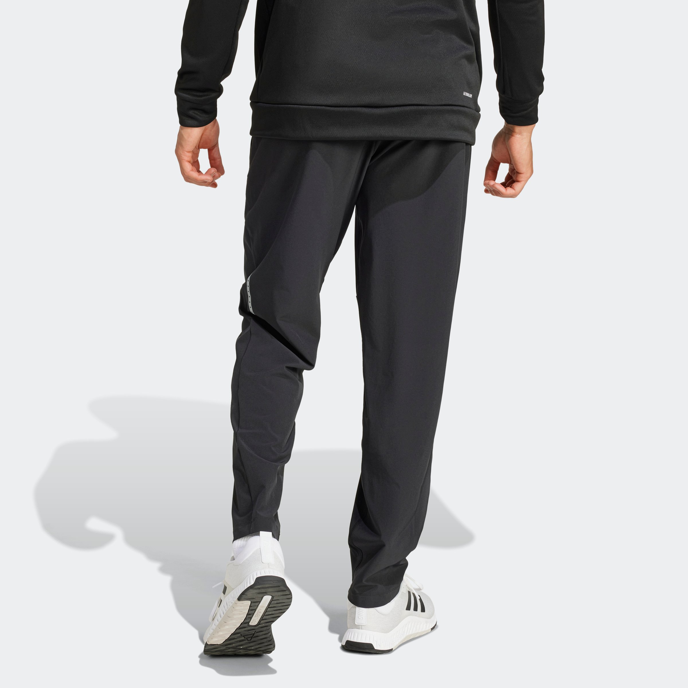 GYM+ WOVEN PT