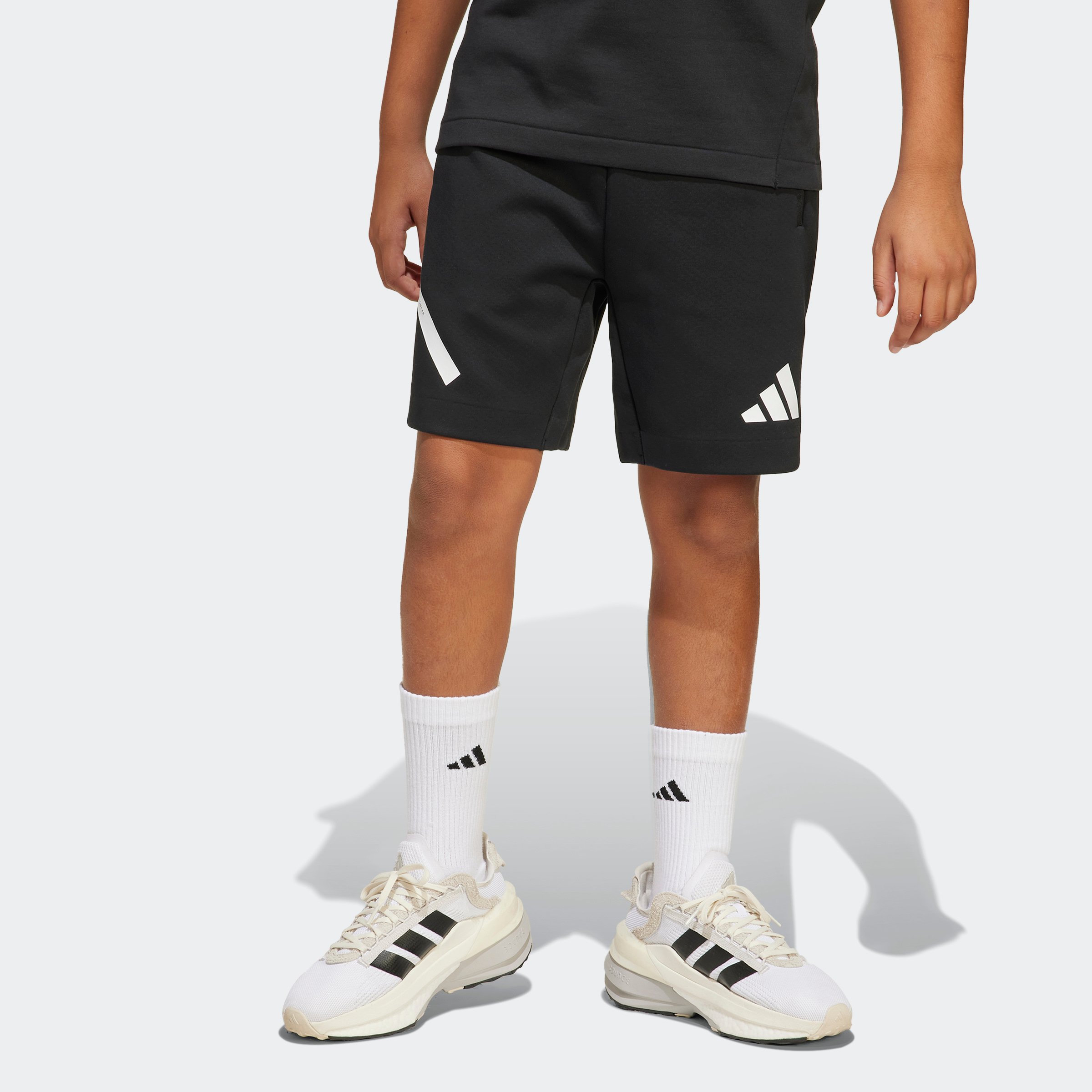 J ZNE SHORTS