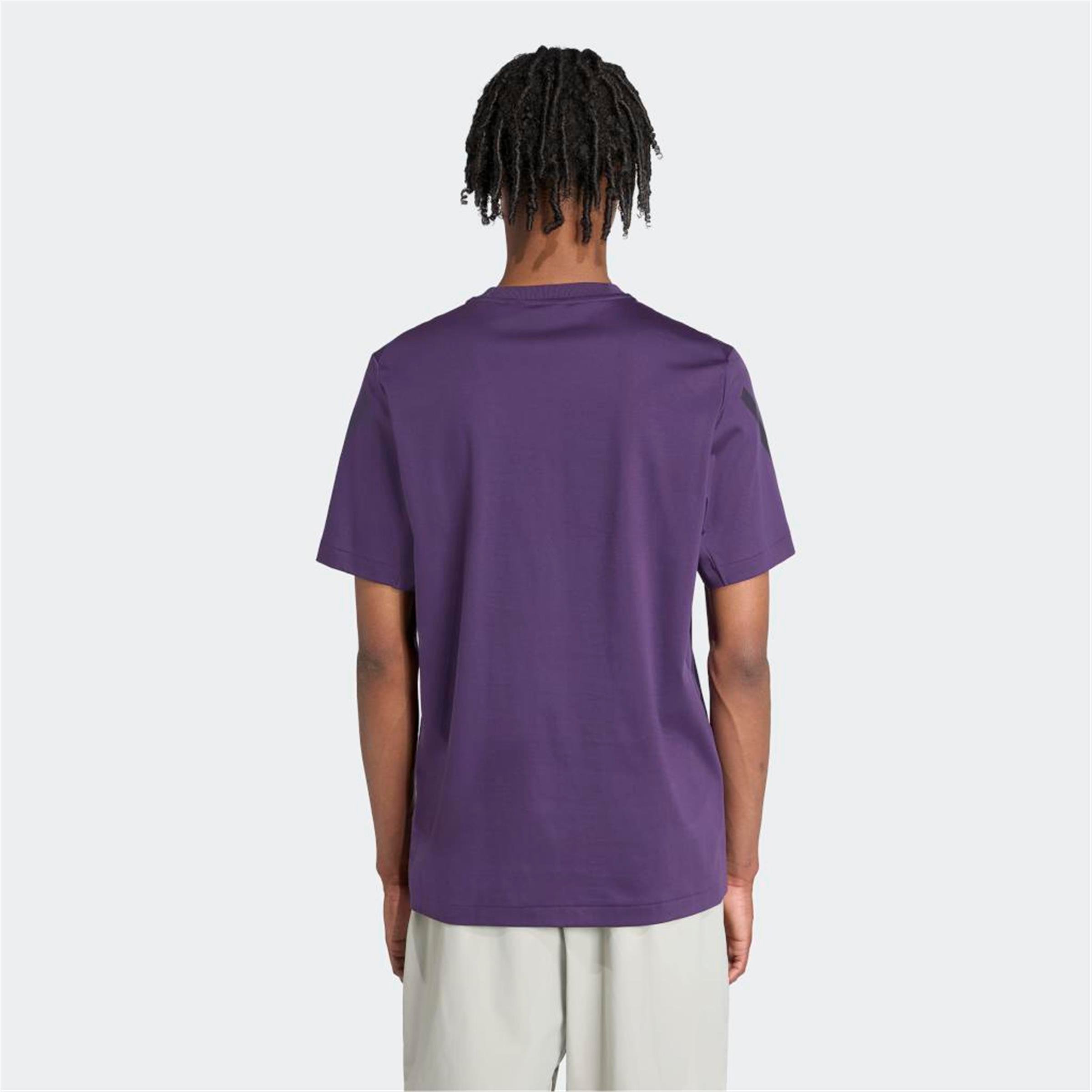 M Z.N.E. TEE