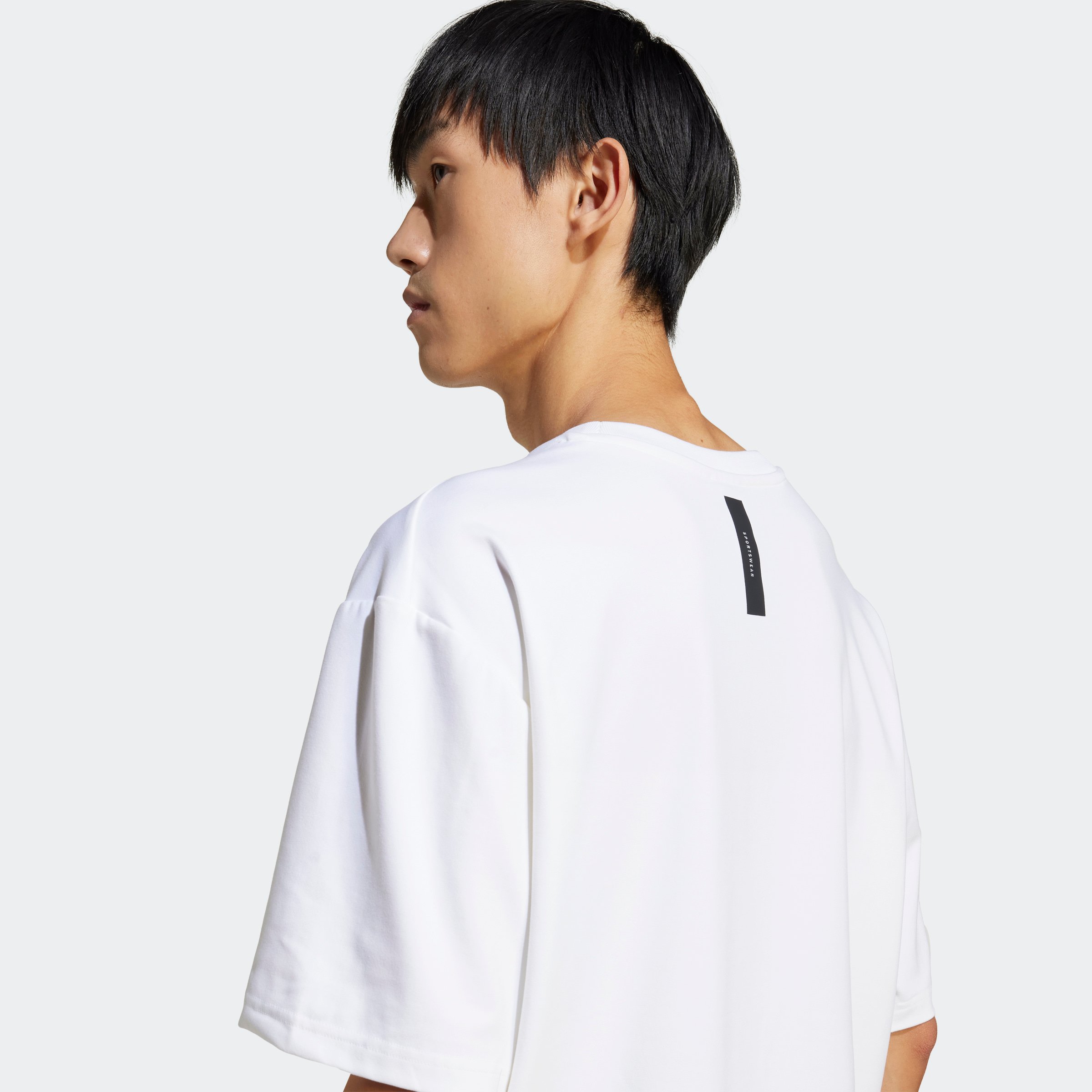 M Z.N.E. TEE LO