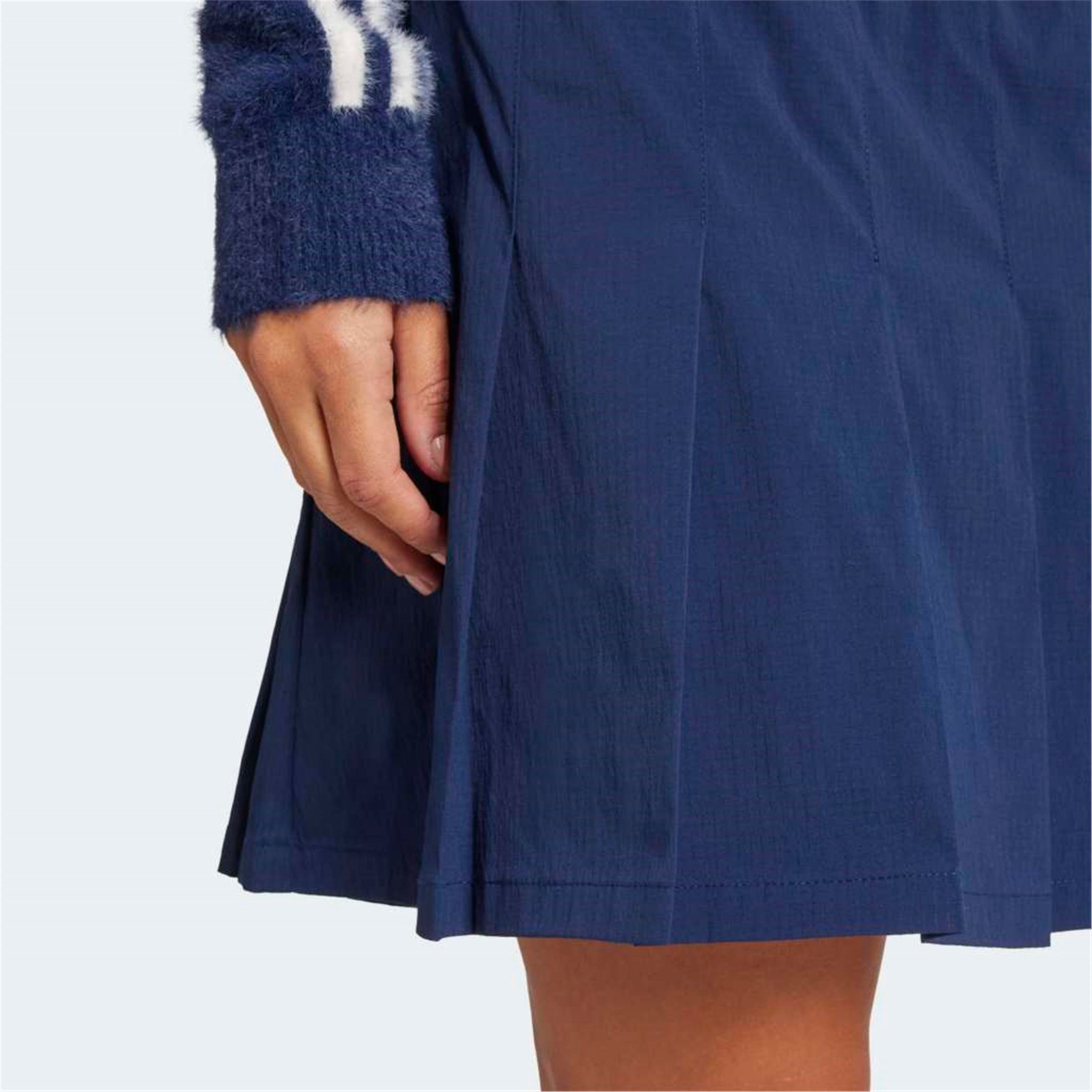 PLEATED SKIRT