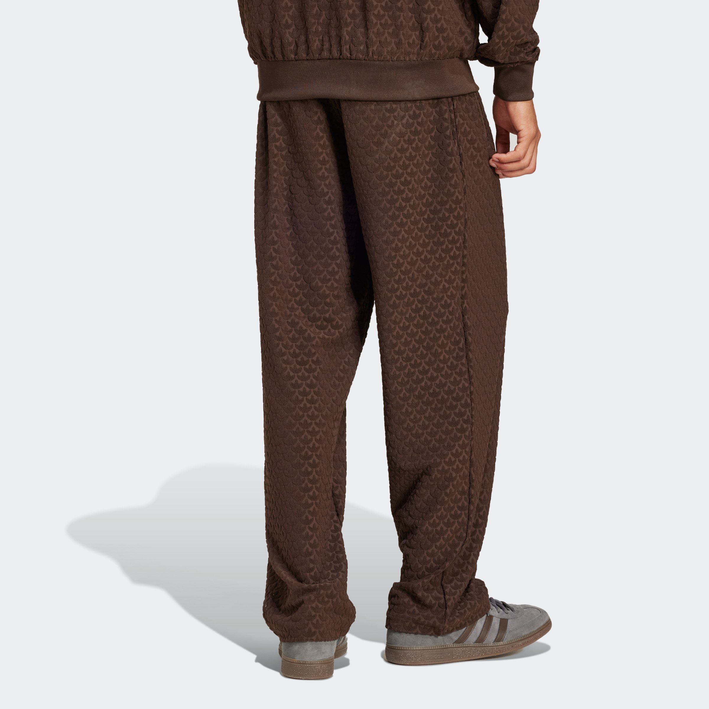 Q12 MONOGRAM TR