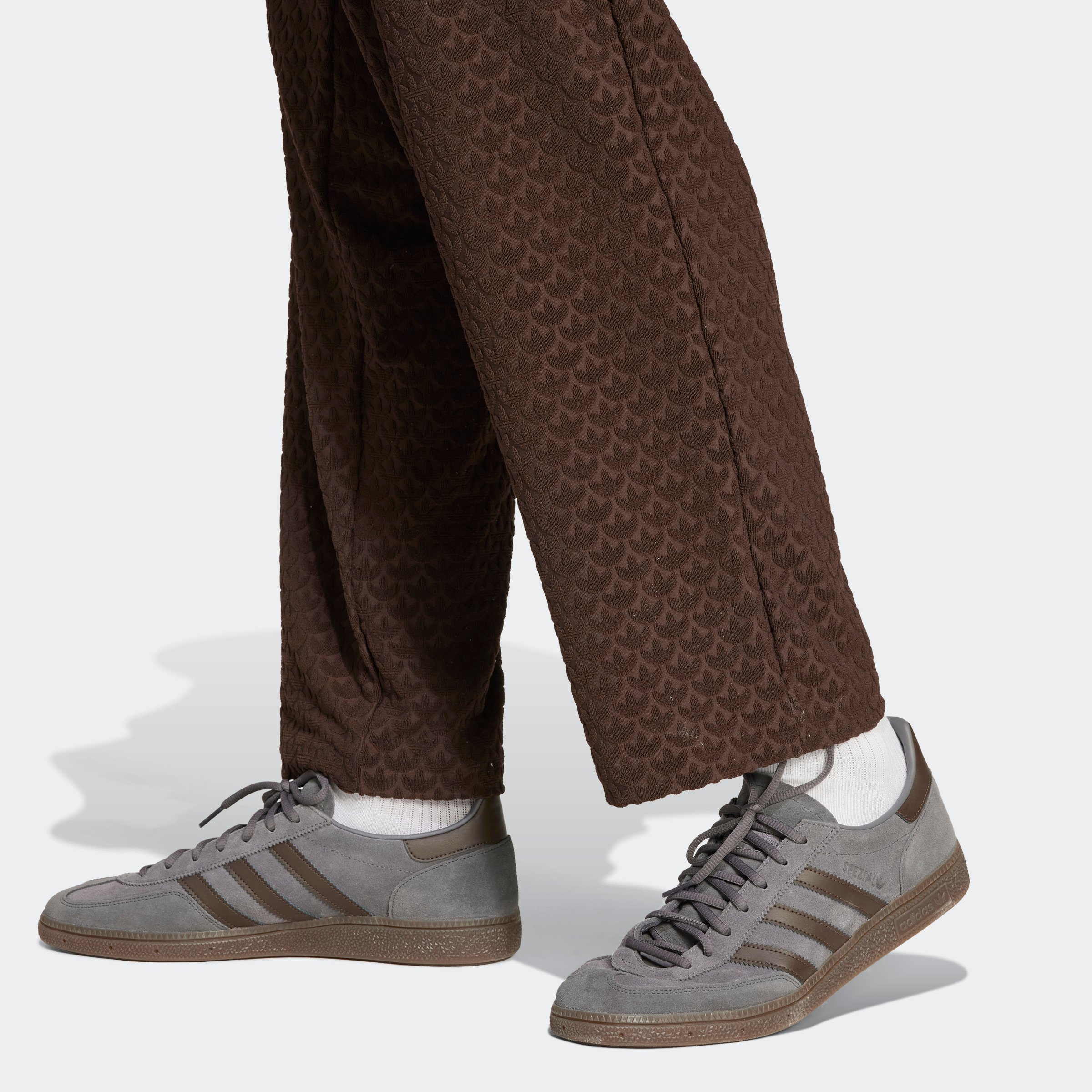 Q12 MONOGRAM TR