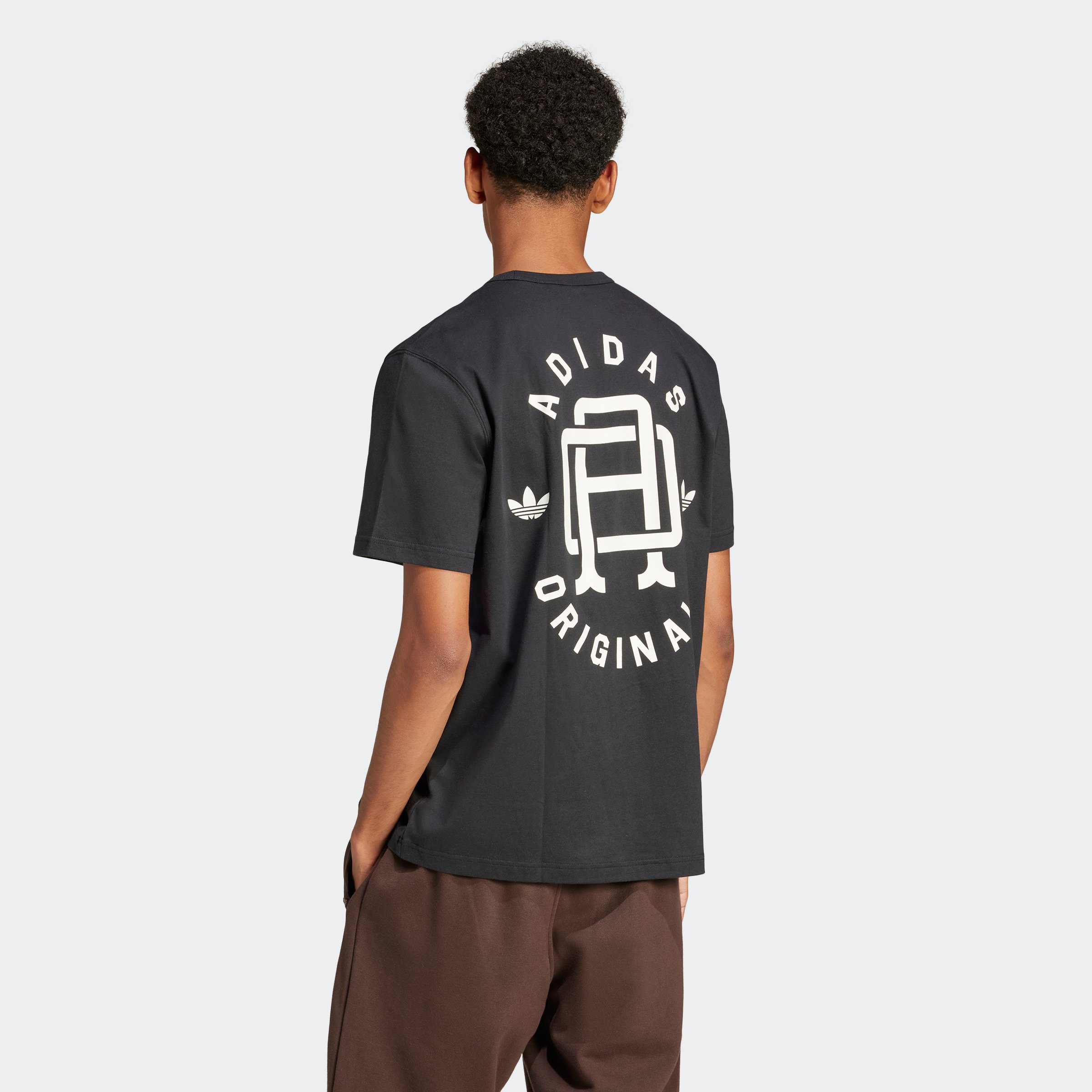 Q12 VARSITY TEE