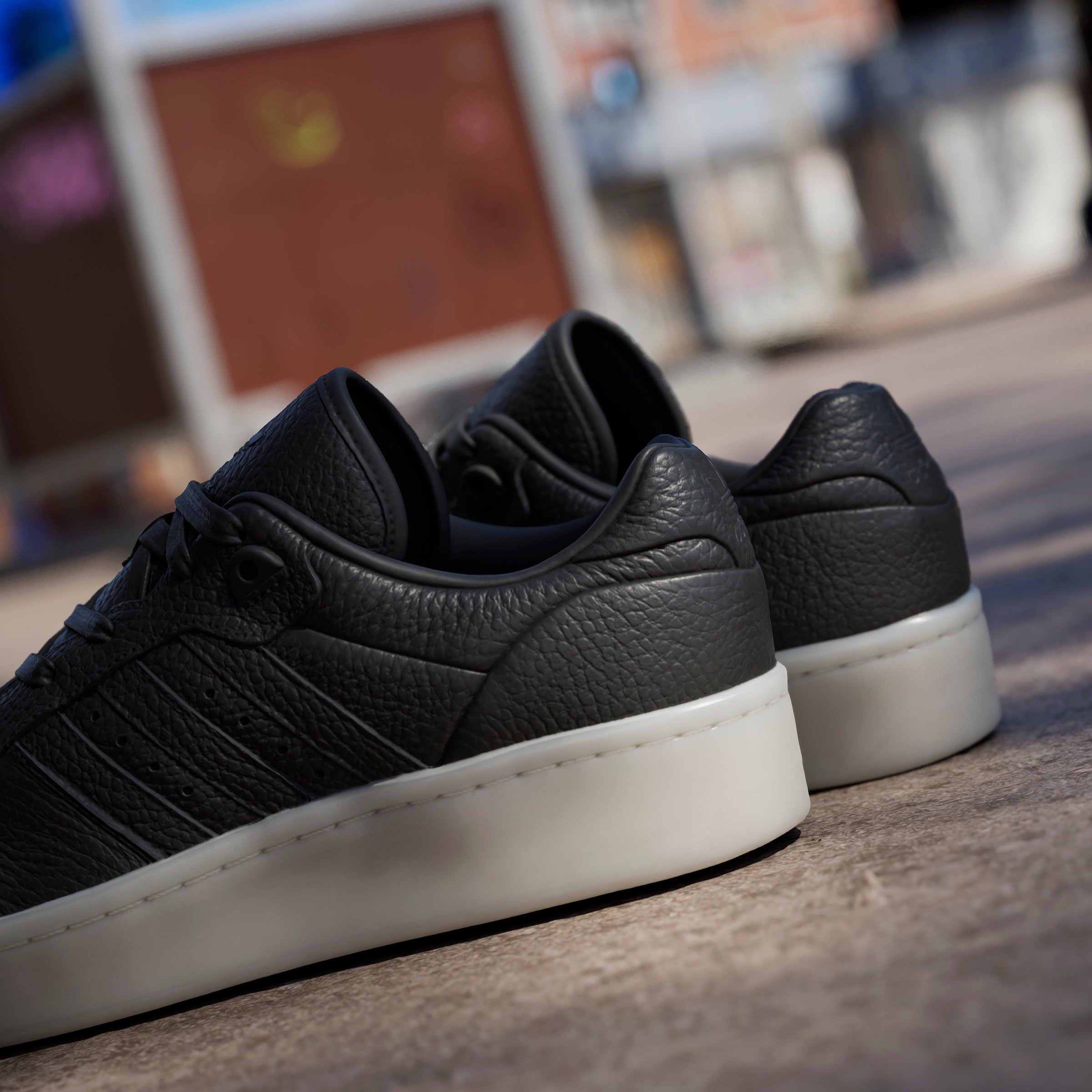 RIVALRY LUX LOW
