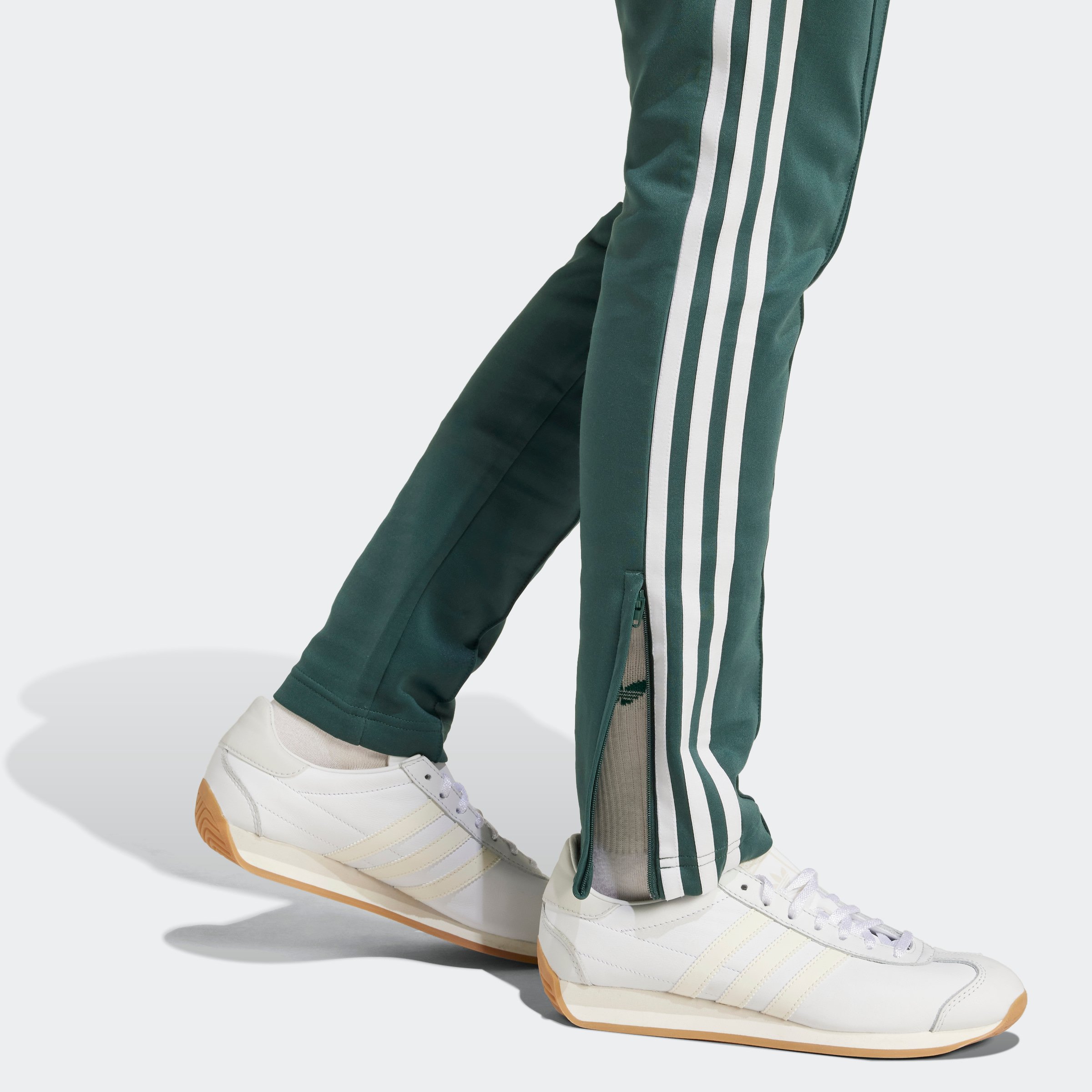 SST  TRACK PANT