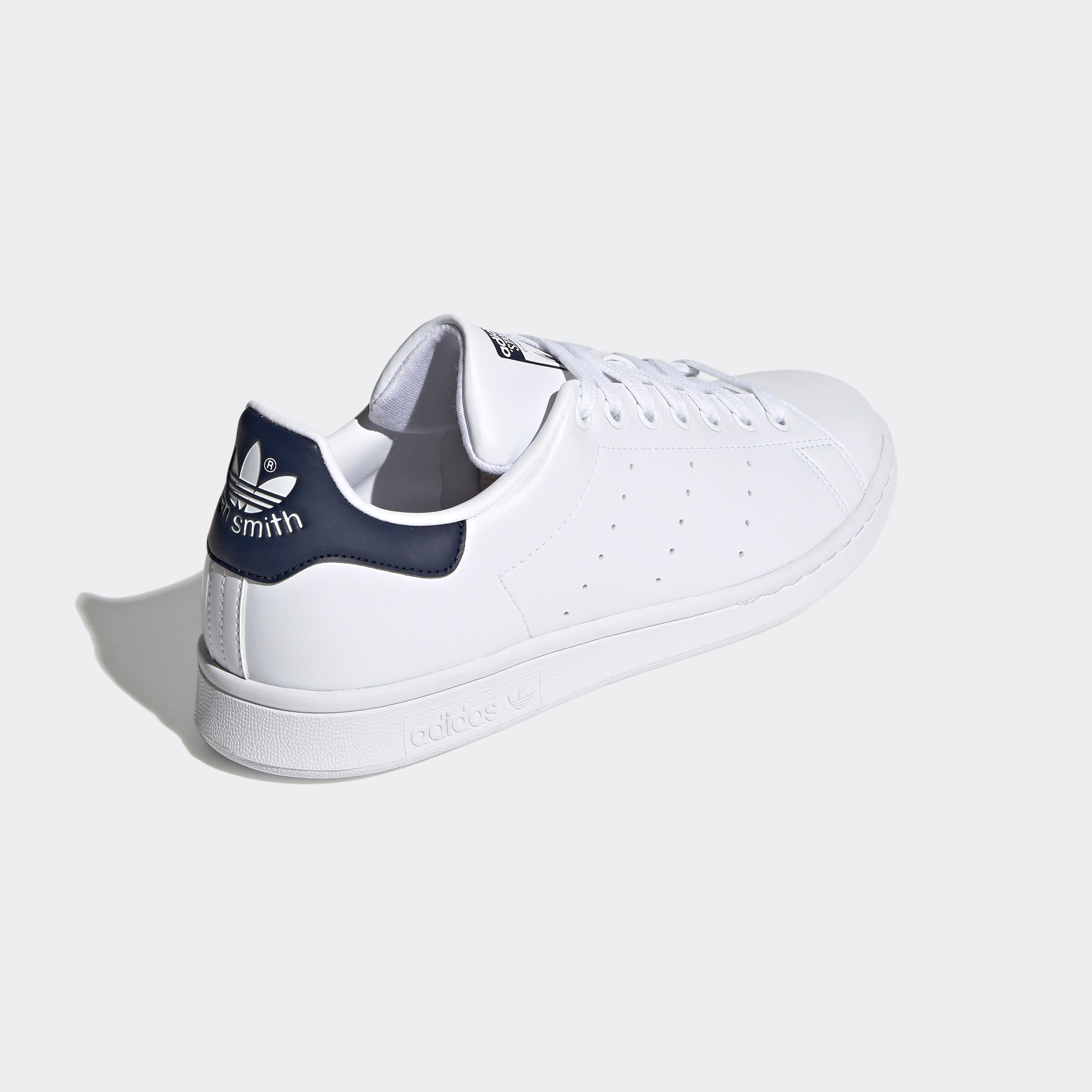 STAN SMITH
