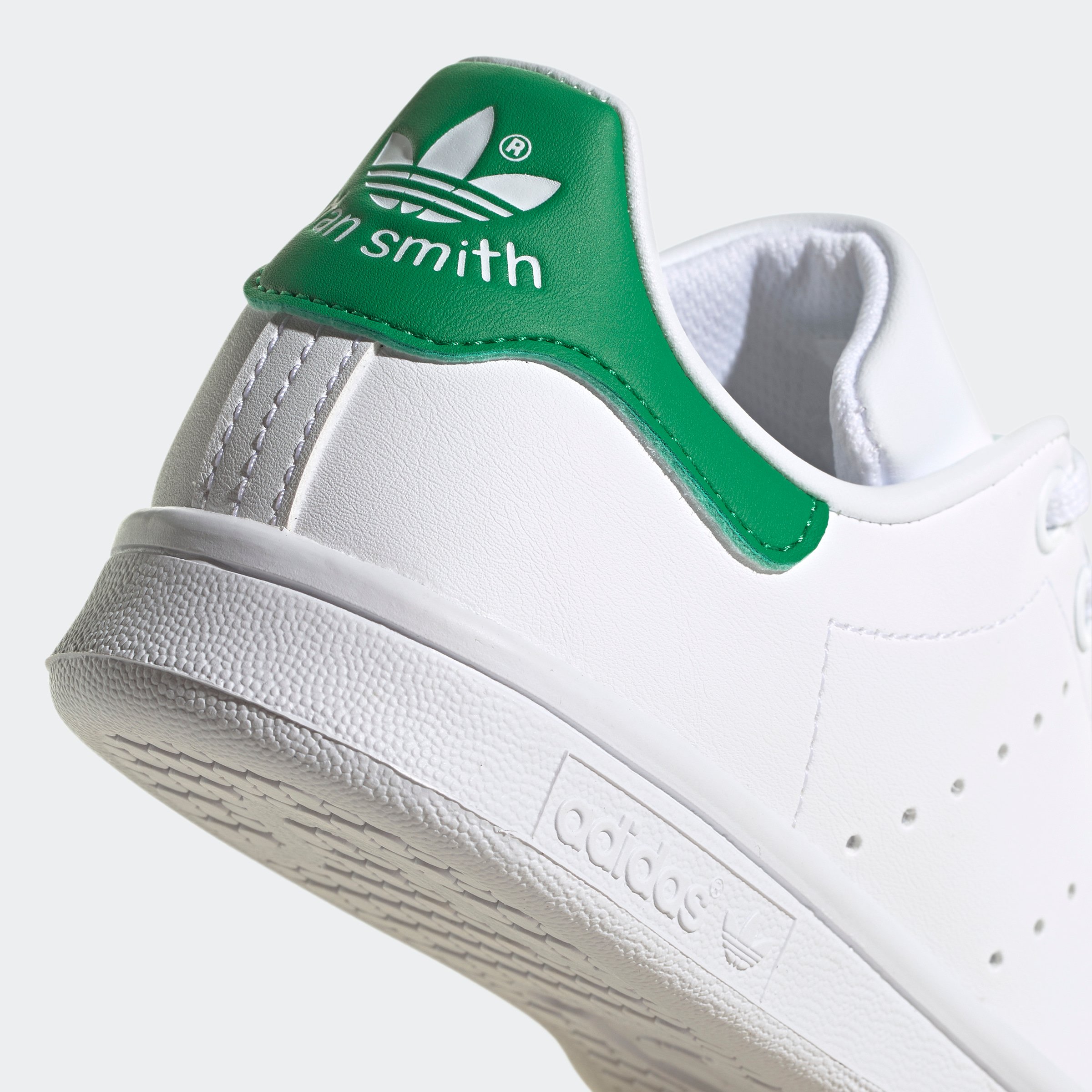 STAN SMITH J