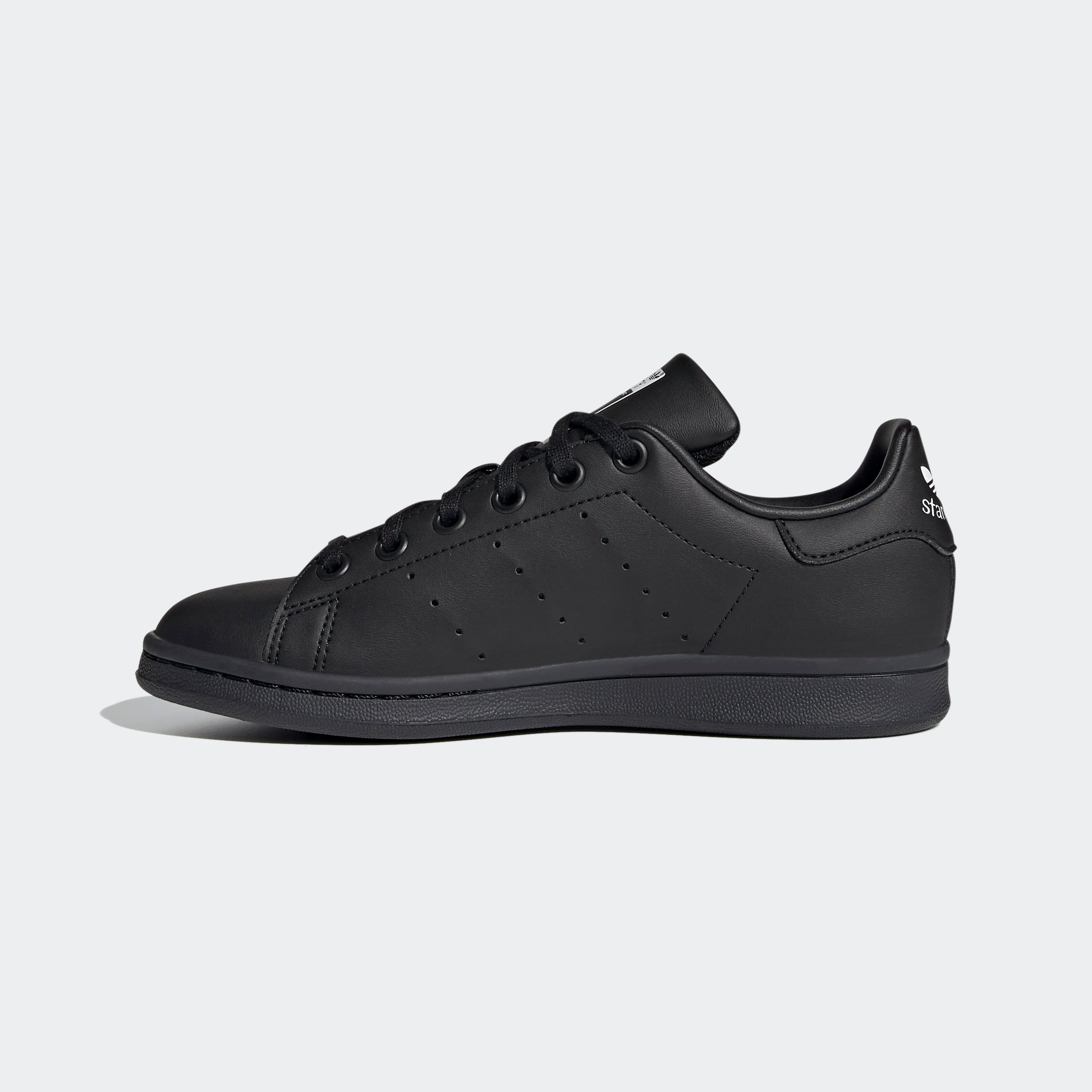 STAN SMITH J