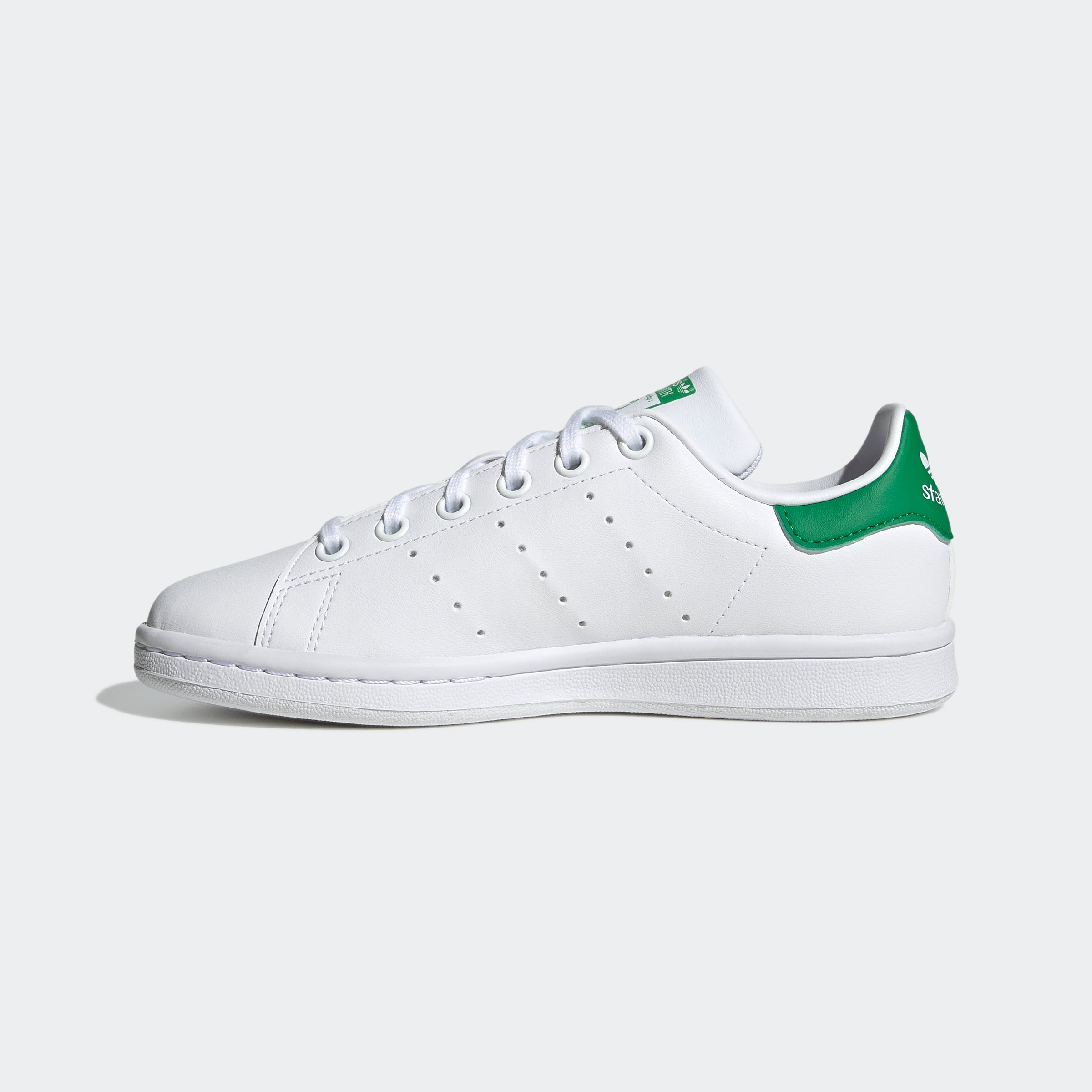 STAN SMITH J