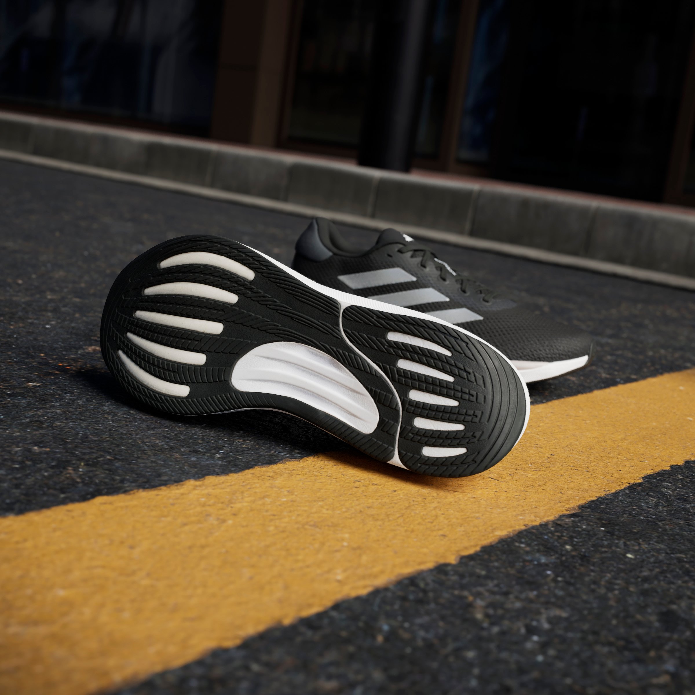 SUPERNOVA STRIDE M