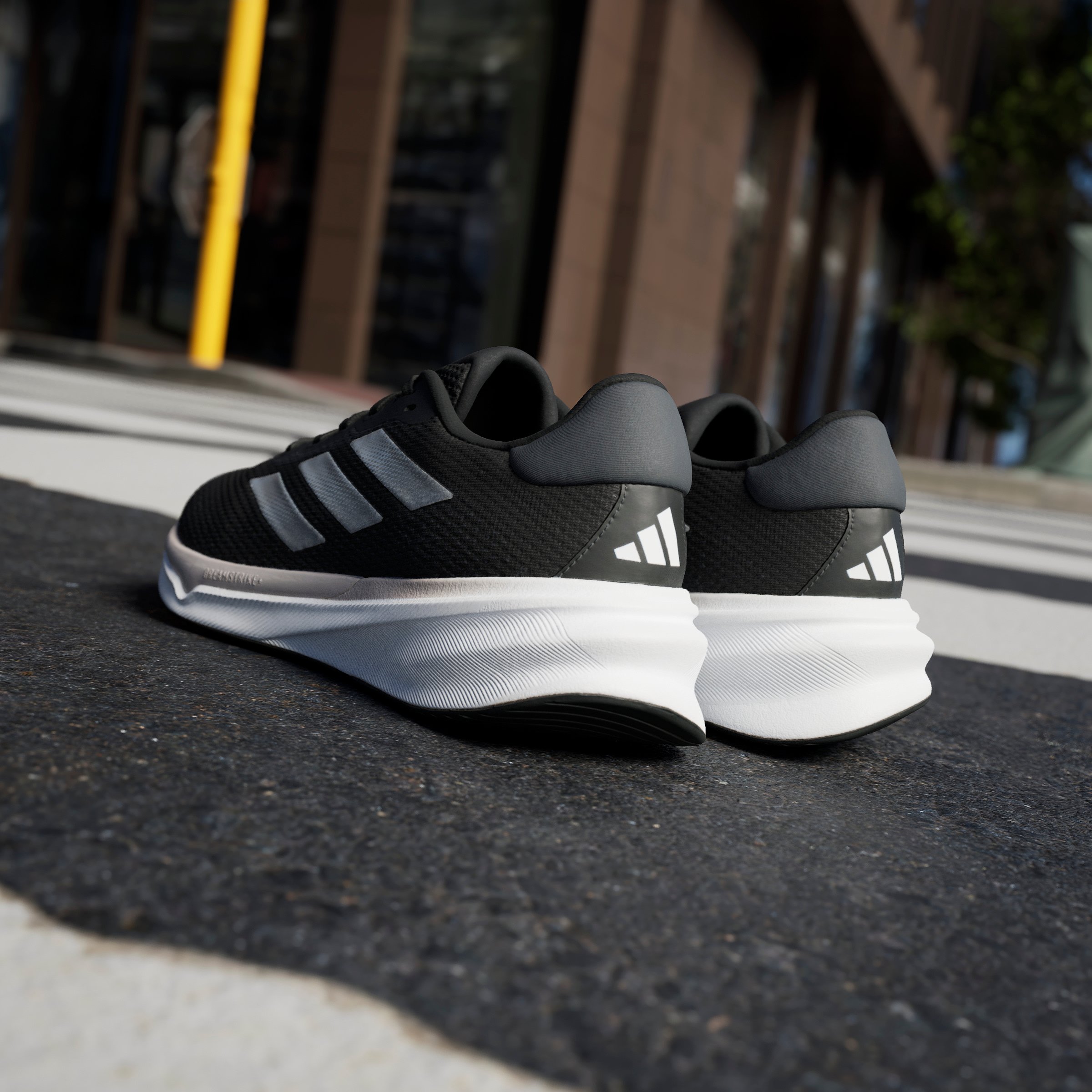 SUPERNOVA STRIDE M