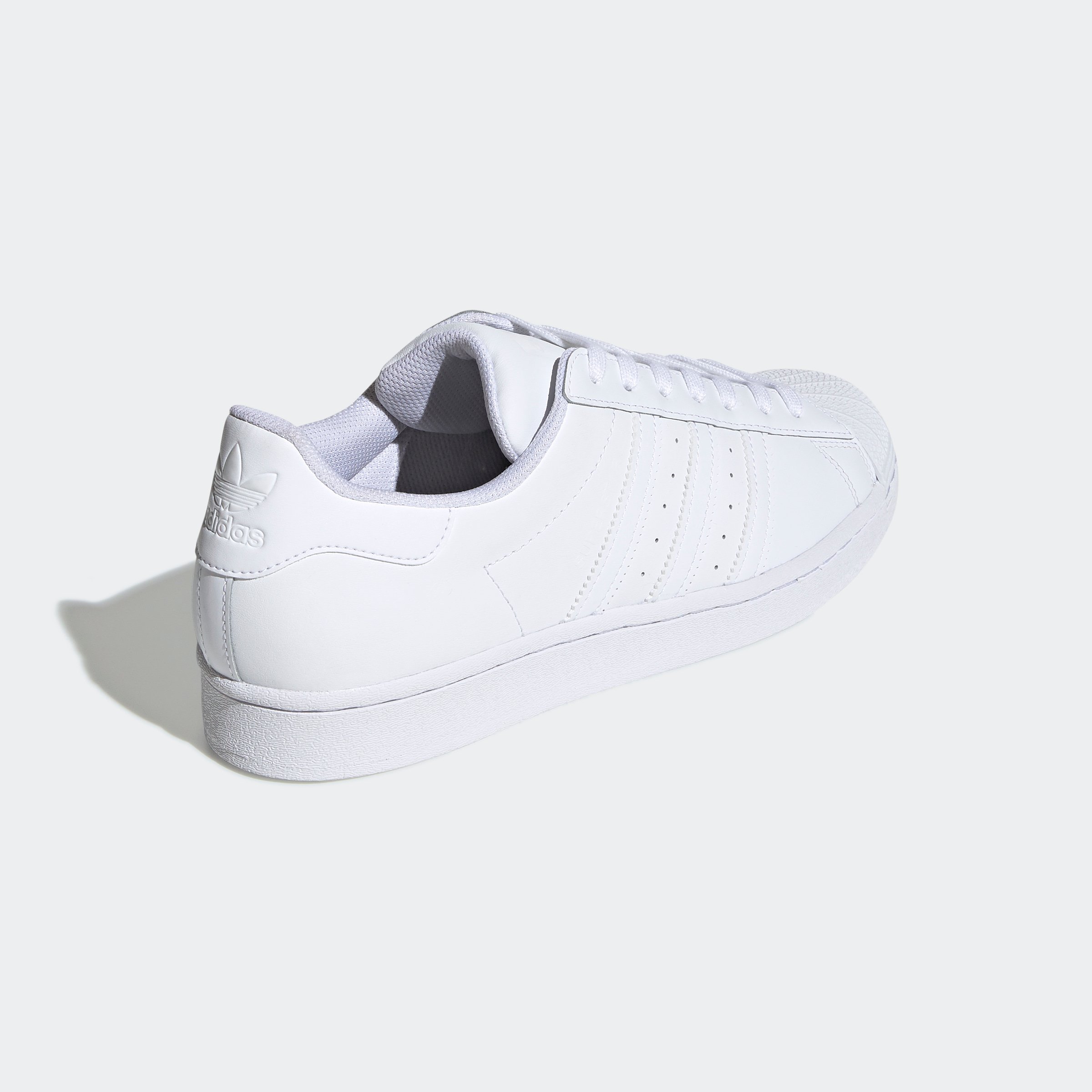 SUPERSTAR