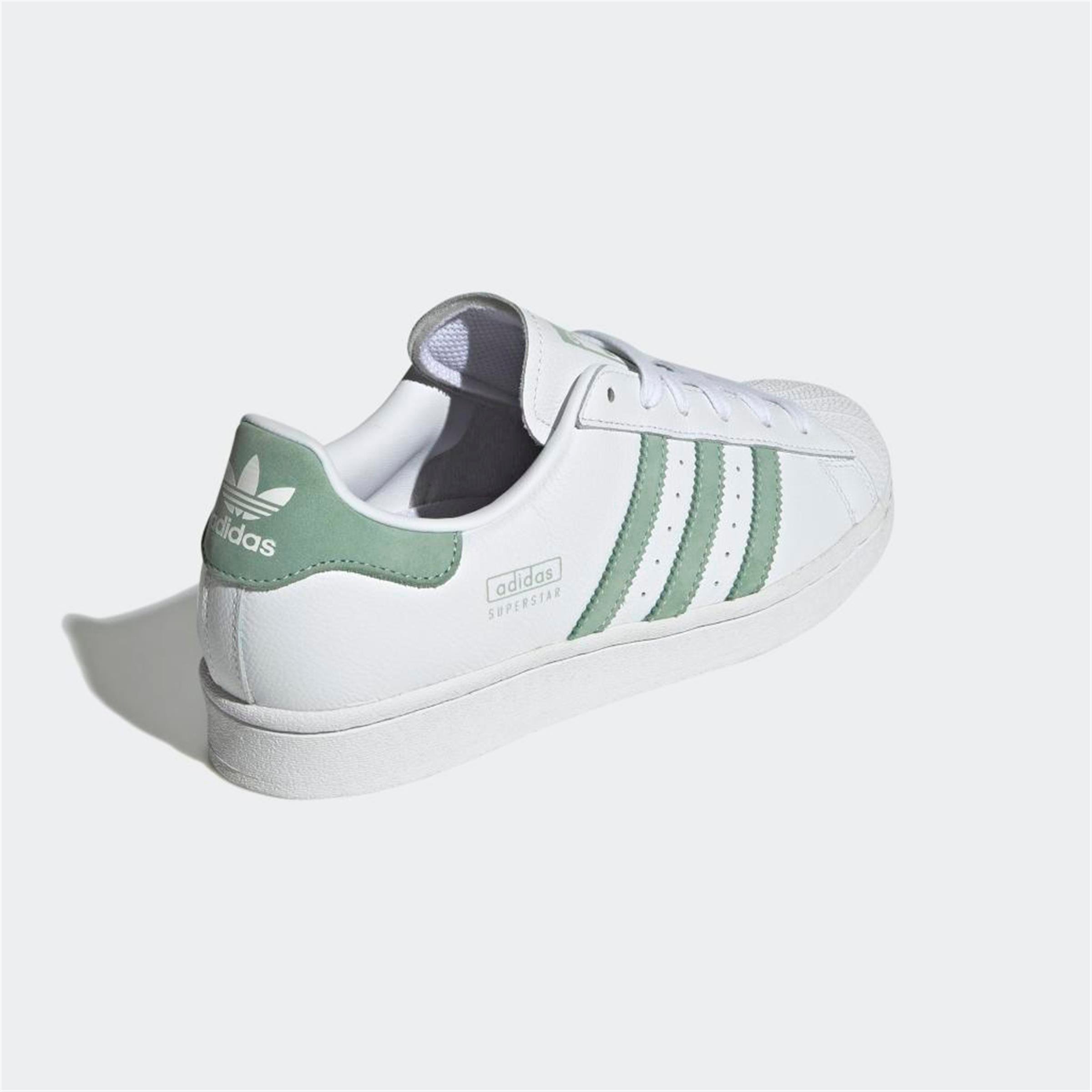 SUPERSTAR W