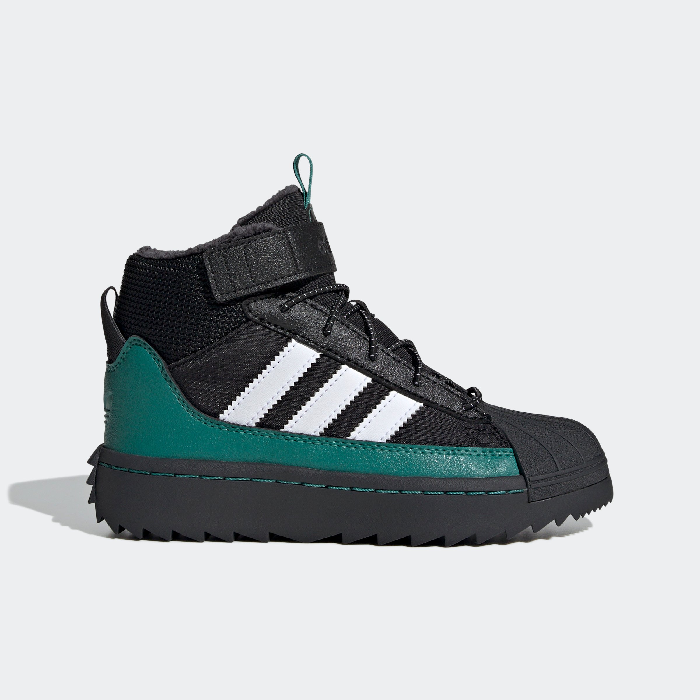 SUPERSTAR WINTER TREK C