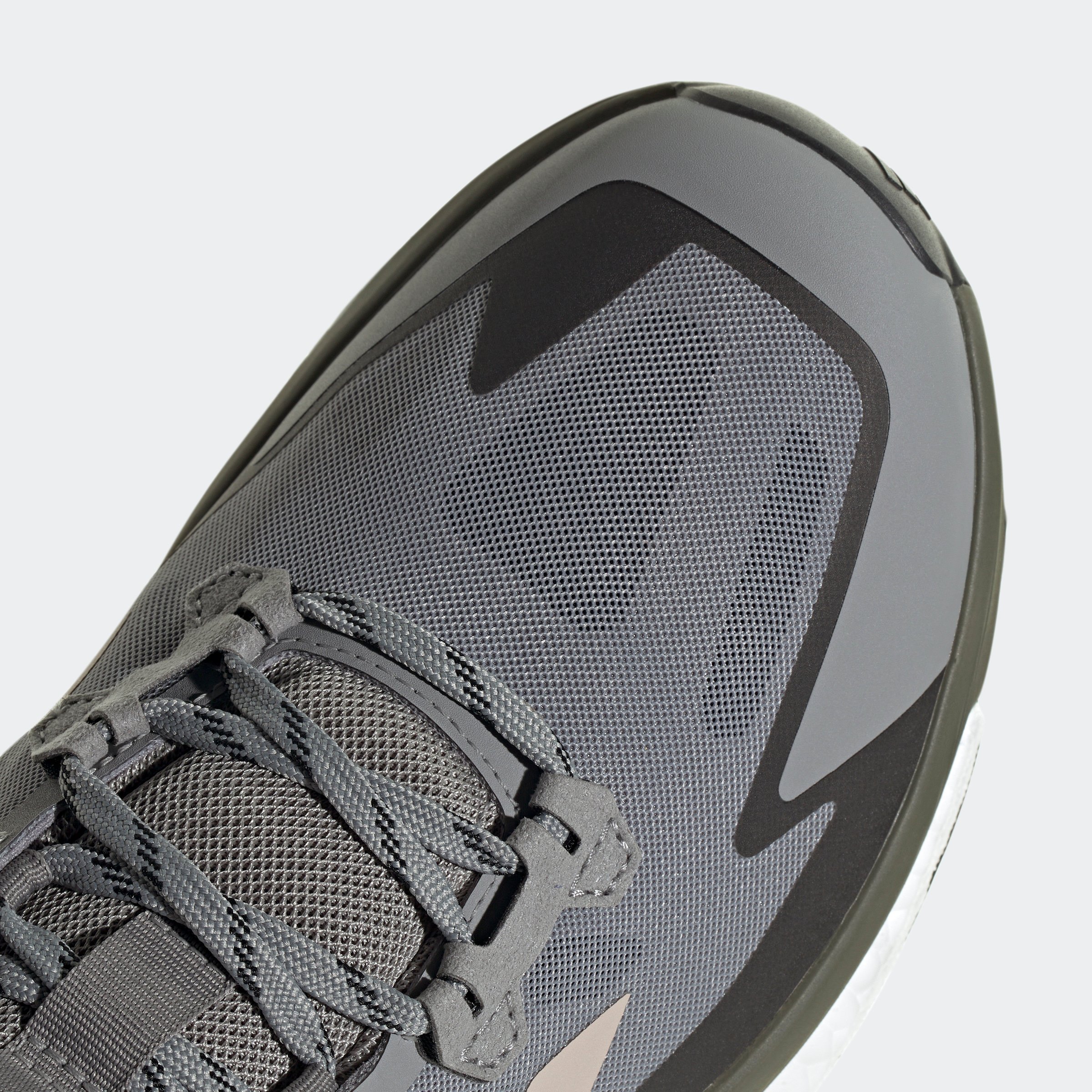 TERREX FREE HIKER 2 LOW