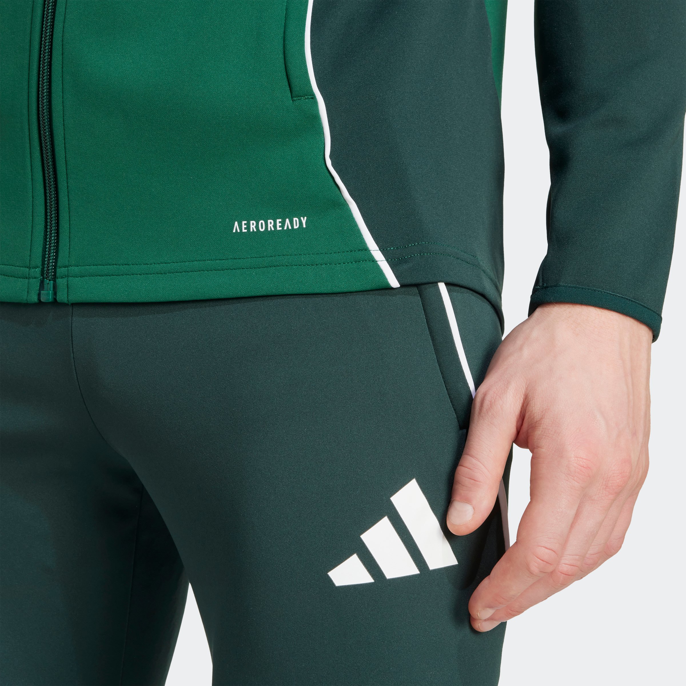 TIRO25C TR JKT
