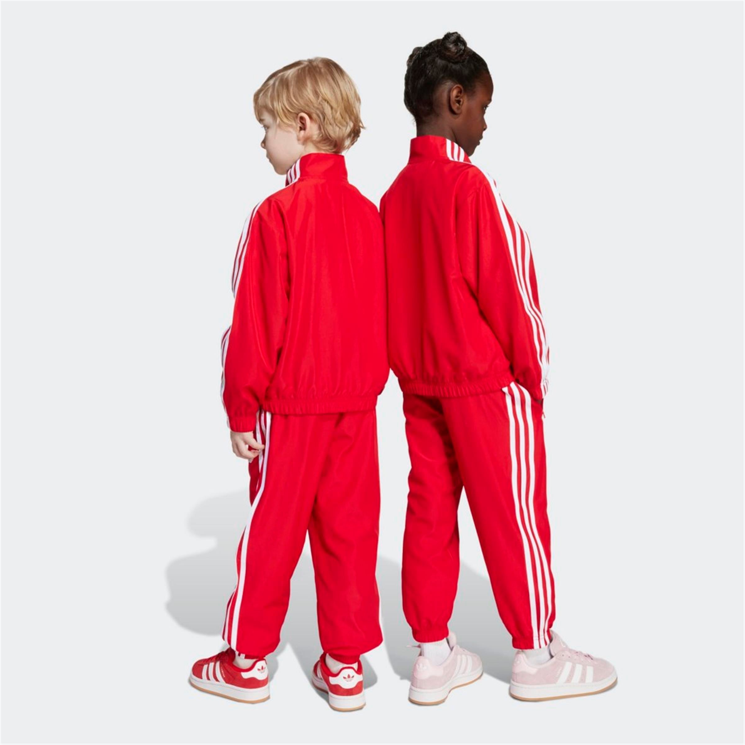 TRACKSUIT