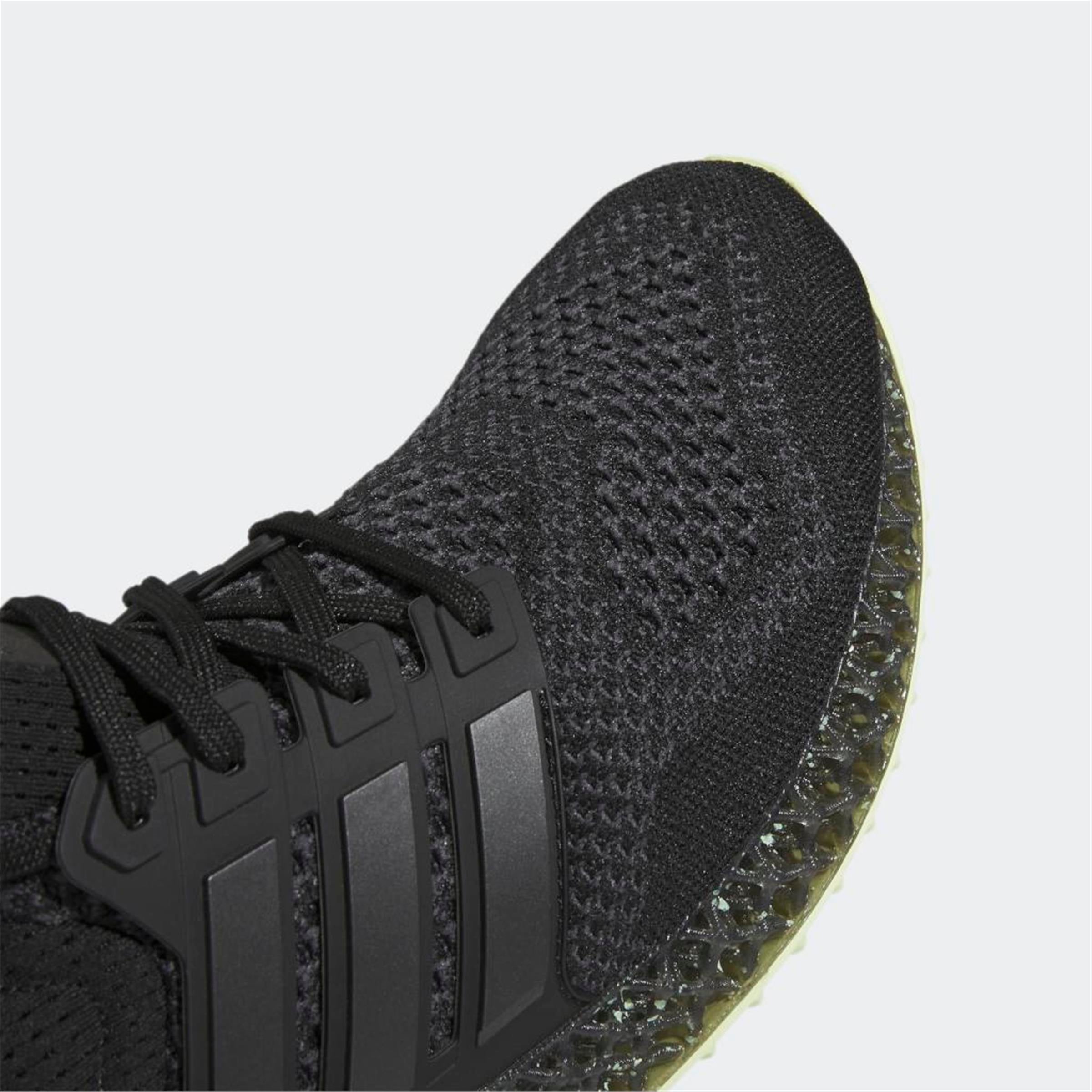 ULTRA 4D