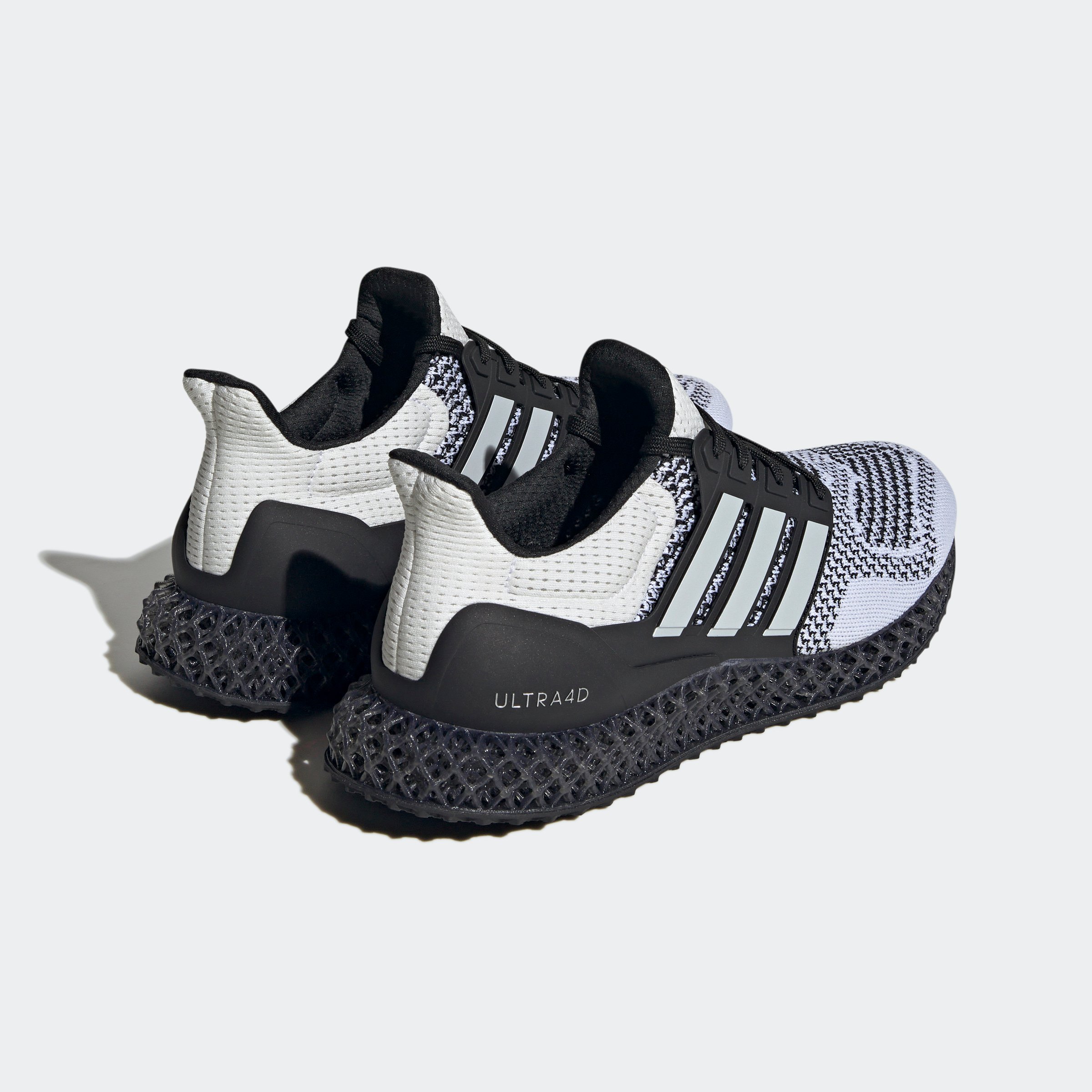 ULTRA 4D