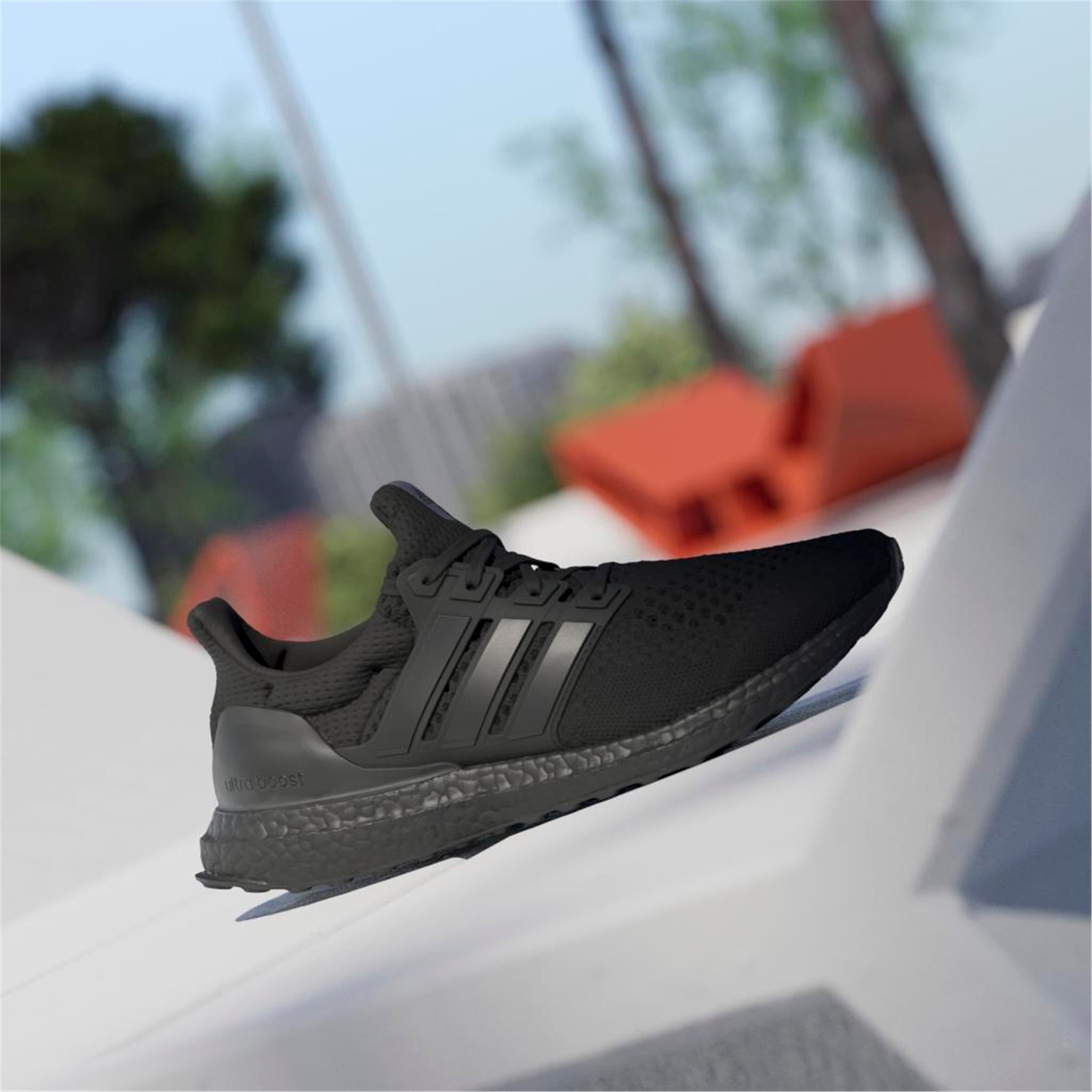 ULTRABOOST 1.0