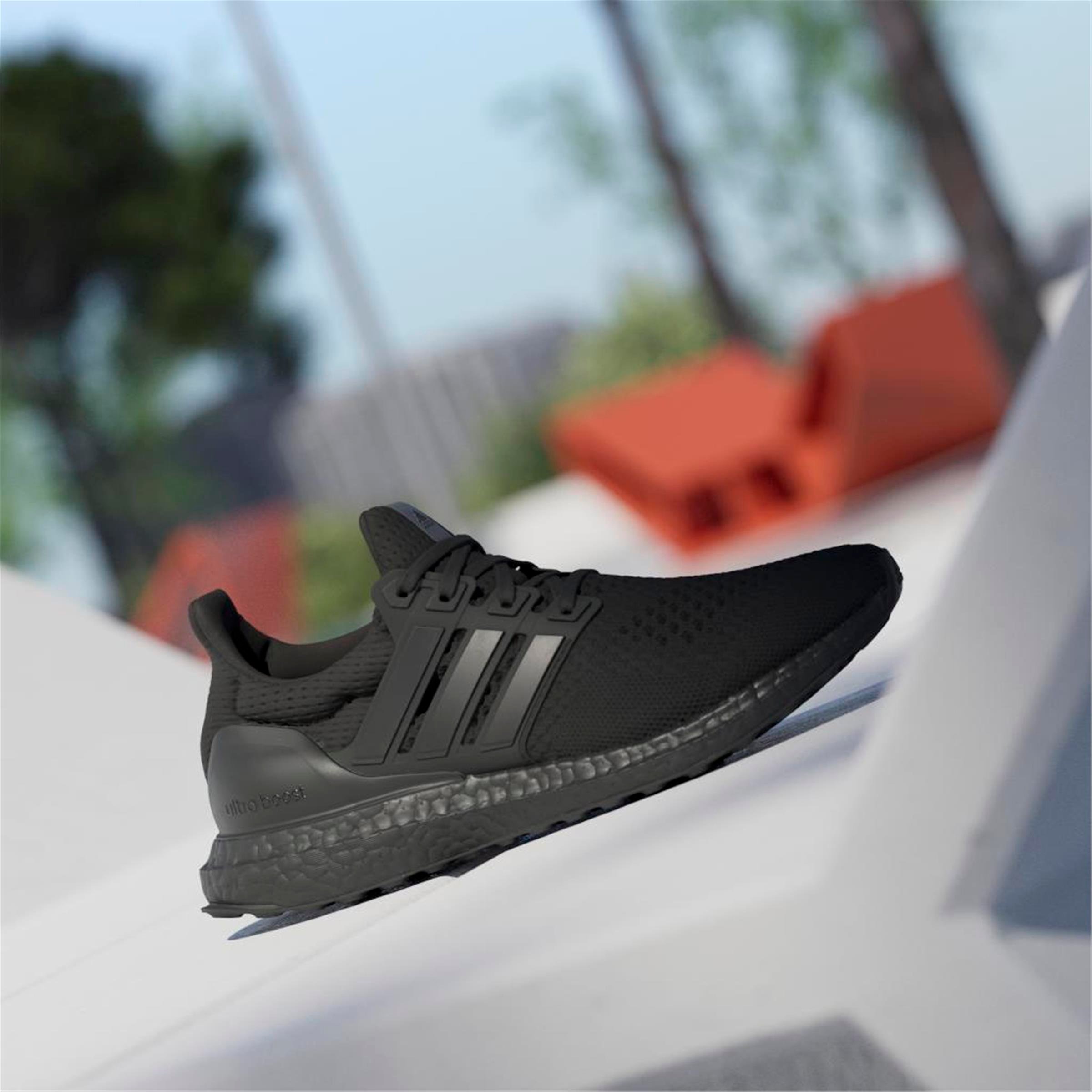 ULTRABOOST 1.0 W