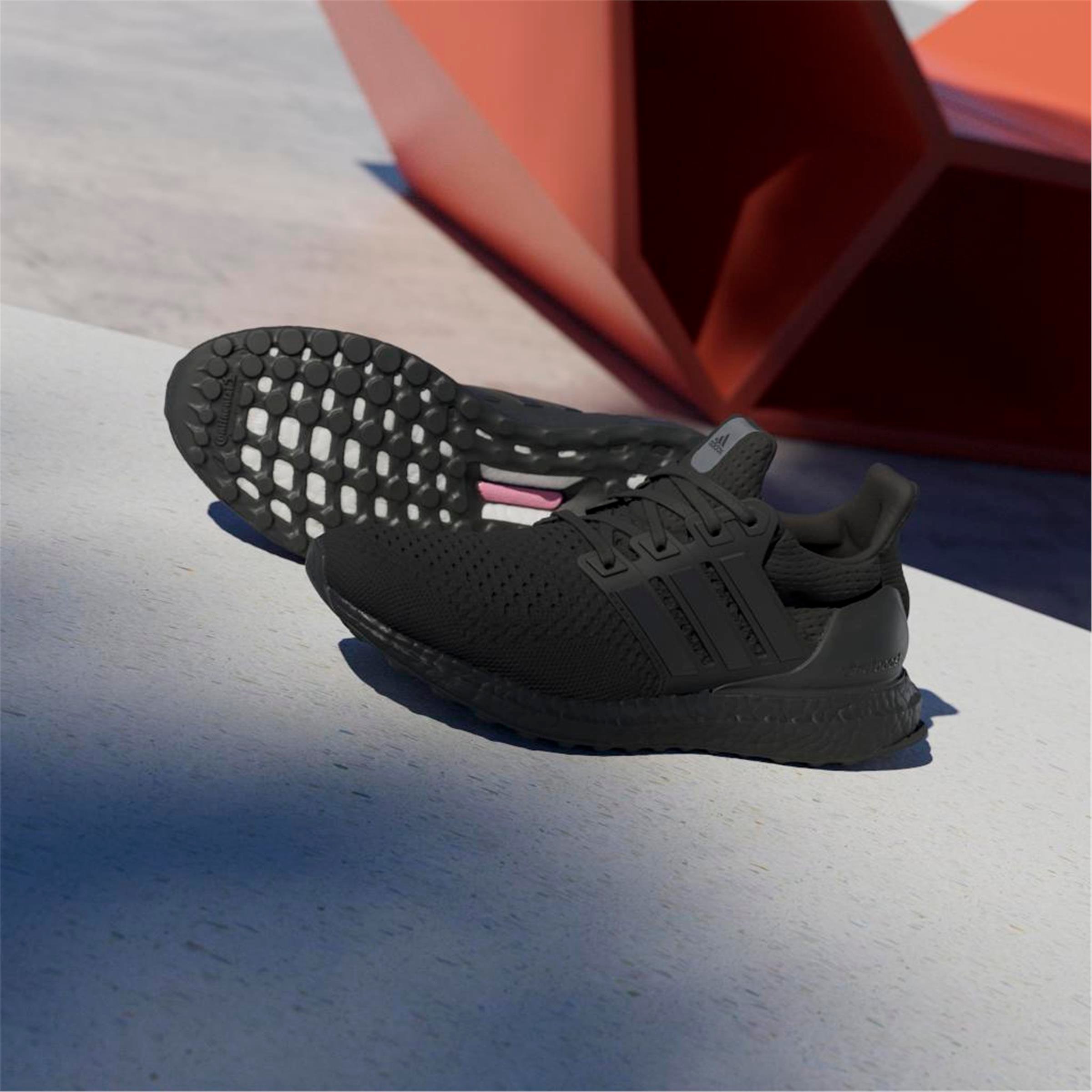 ULTRABOOST 1.0 W