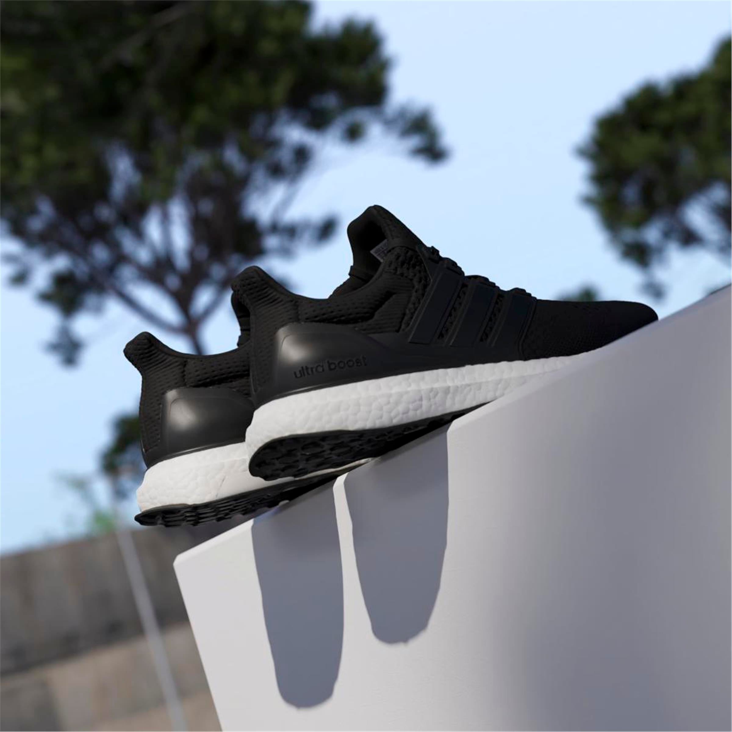 ULTRABOOST 1.0