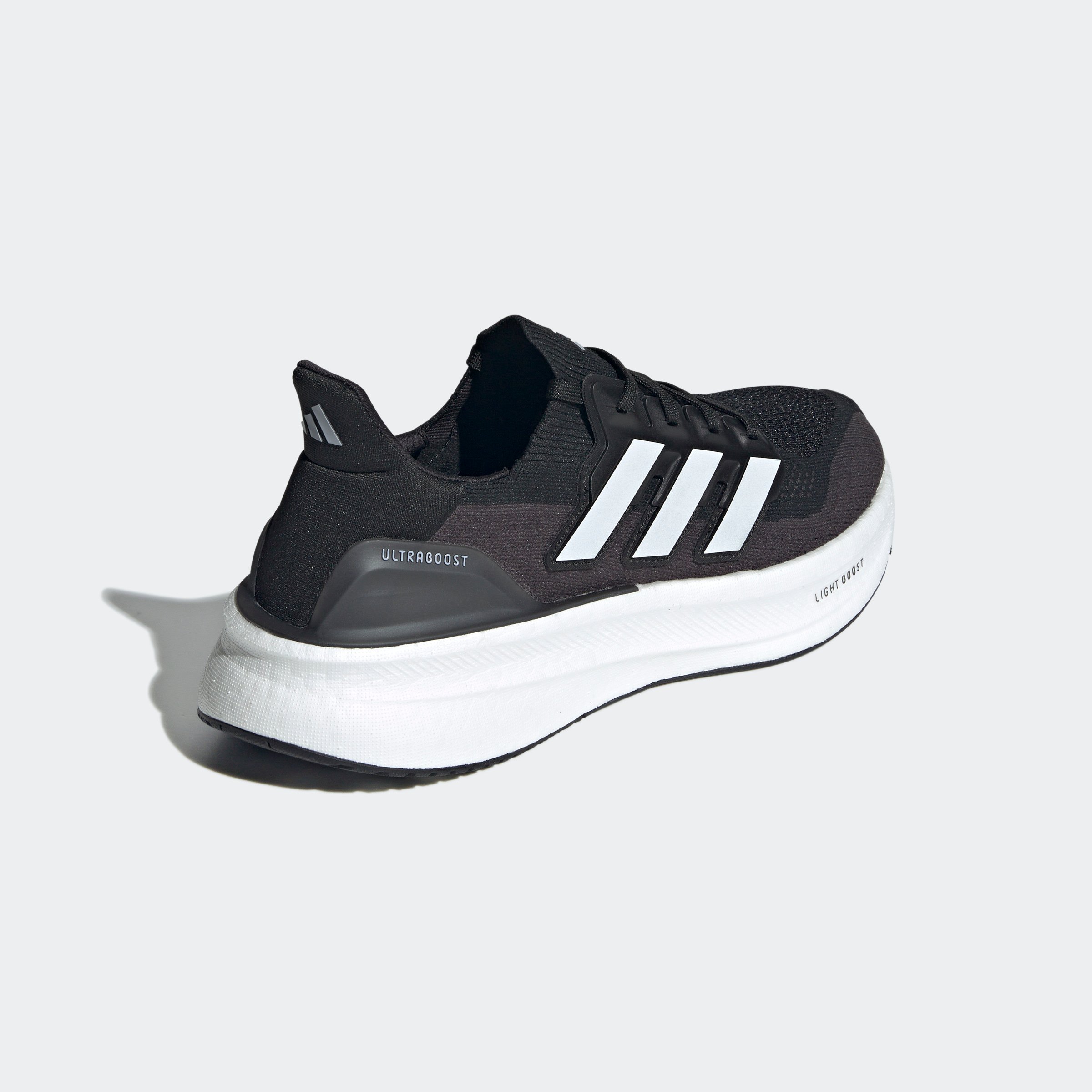 ULTRABOOST 5