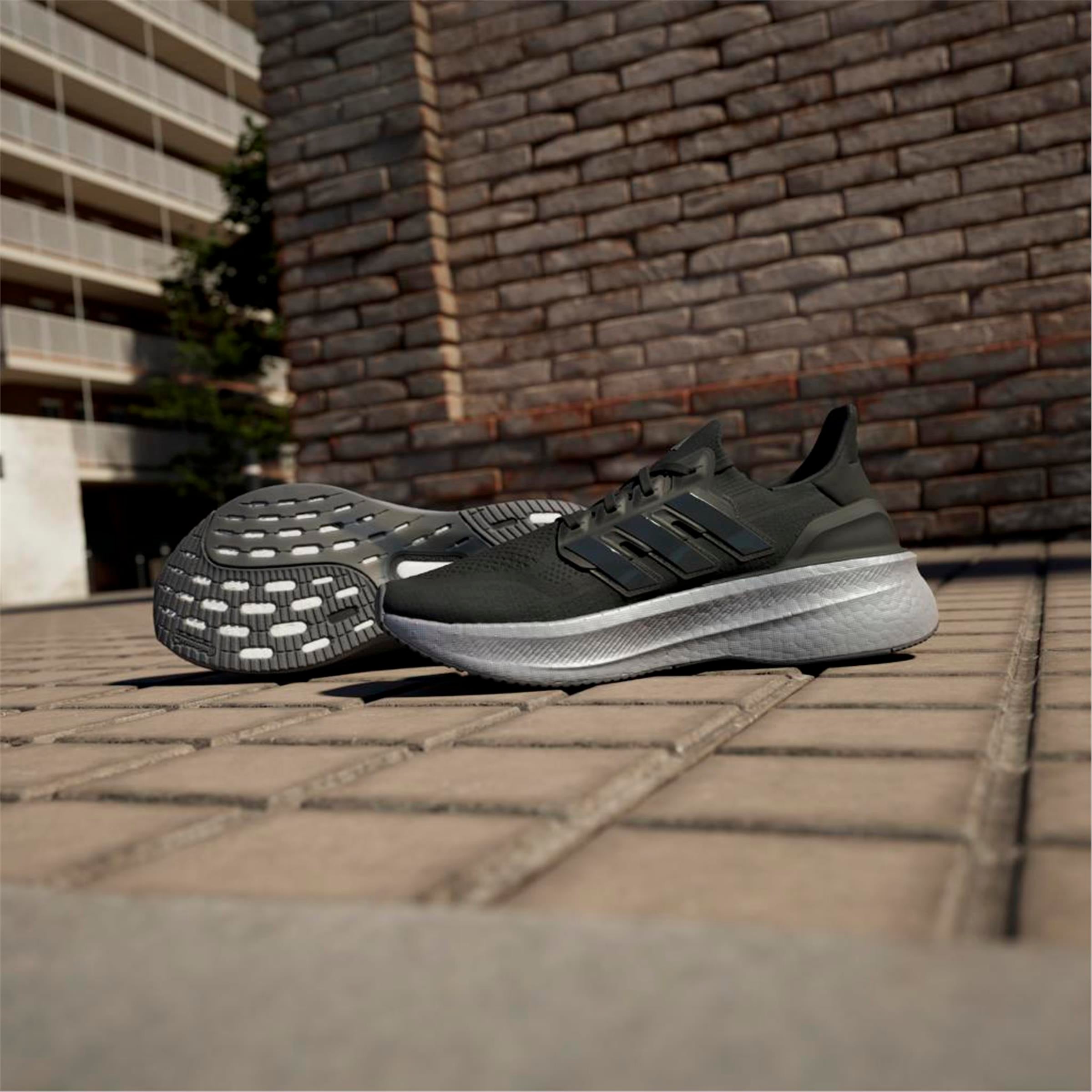 ULTRABOOST 5