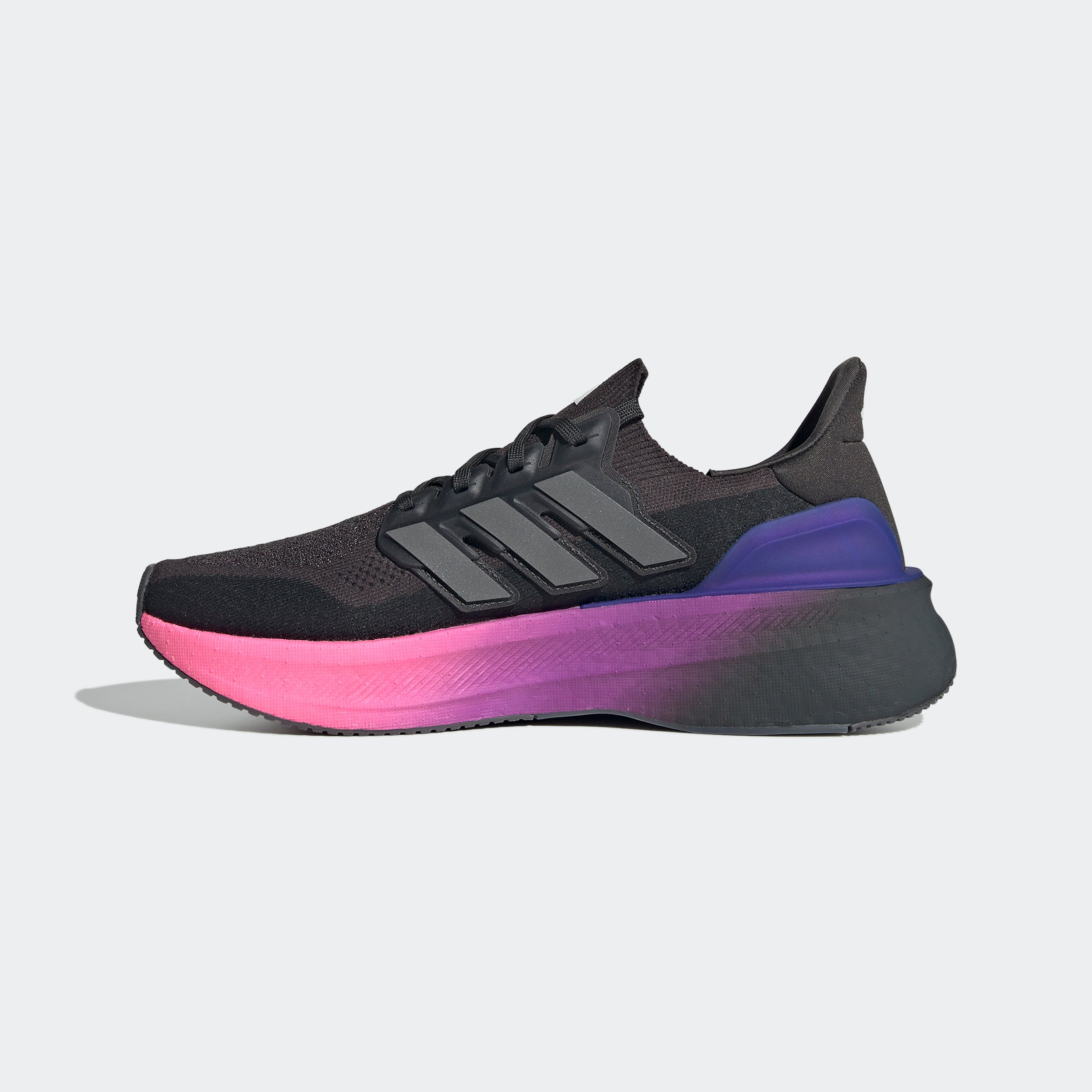 ULTRABOOST 5