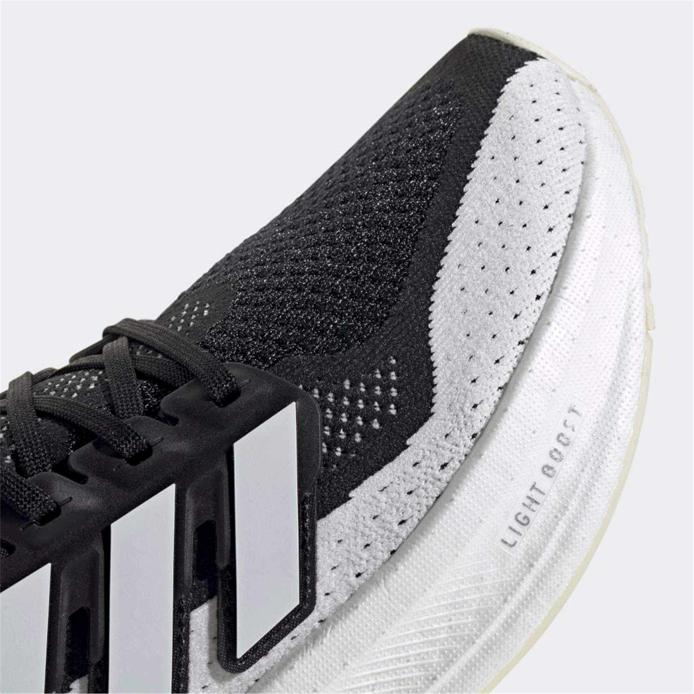 ULTRABOOST 5