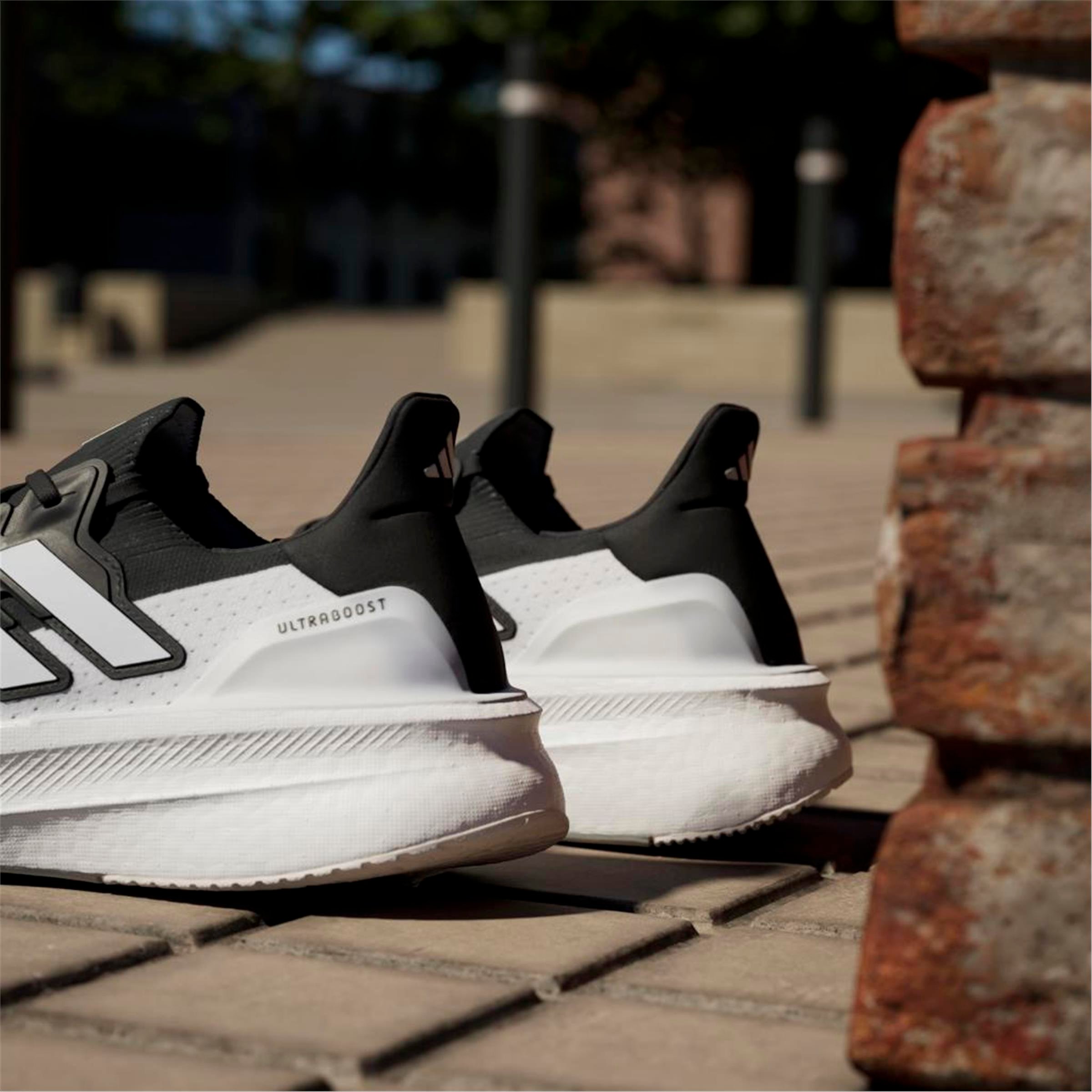 ULTRABOOST 5